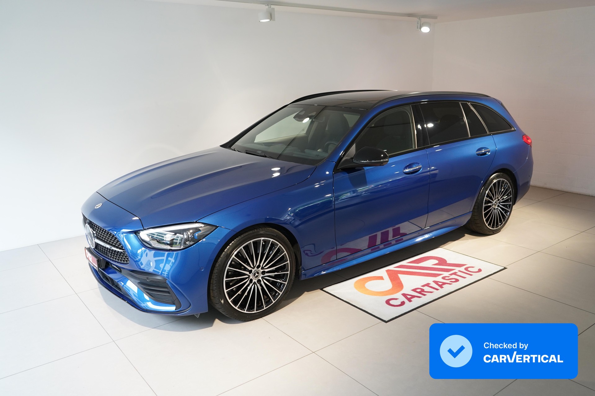 MERCEDES-BENZ C 220 d Swiss Star AMG Line 4matic Kombi-image-0