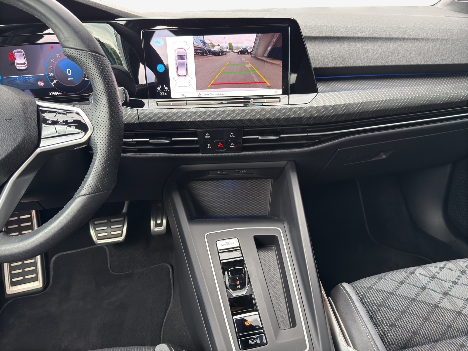 VW Golf 2.0 TSI R-Line DSG 4 Motion-image-10