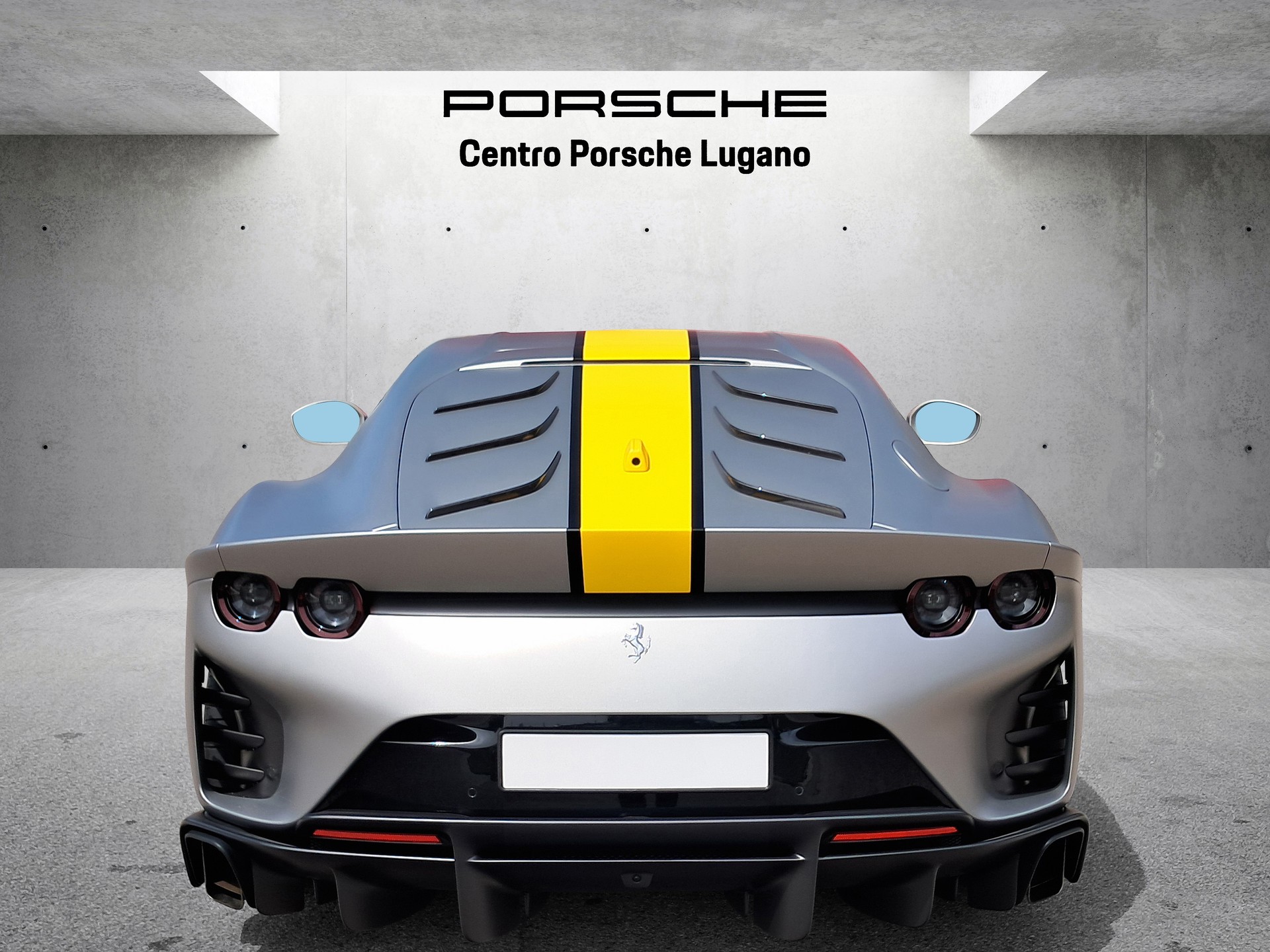 FERRARI 812 Competizione-image-8