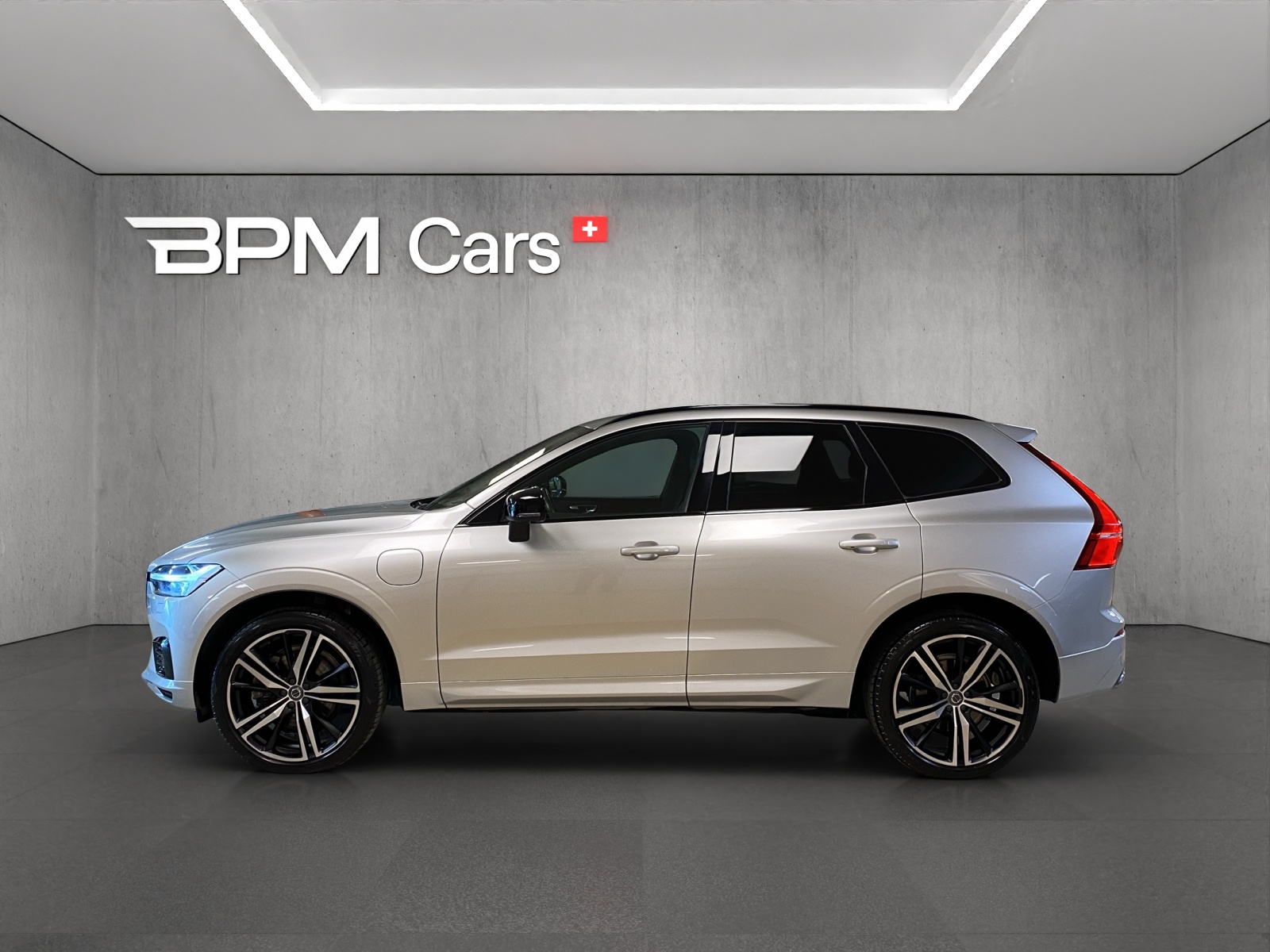 VOLVO XC60 T6 eAWD R-Design Geartronic-image-17