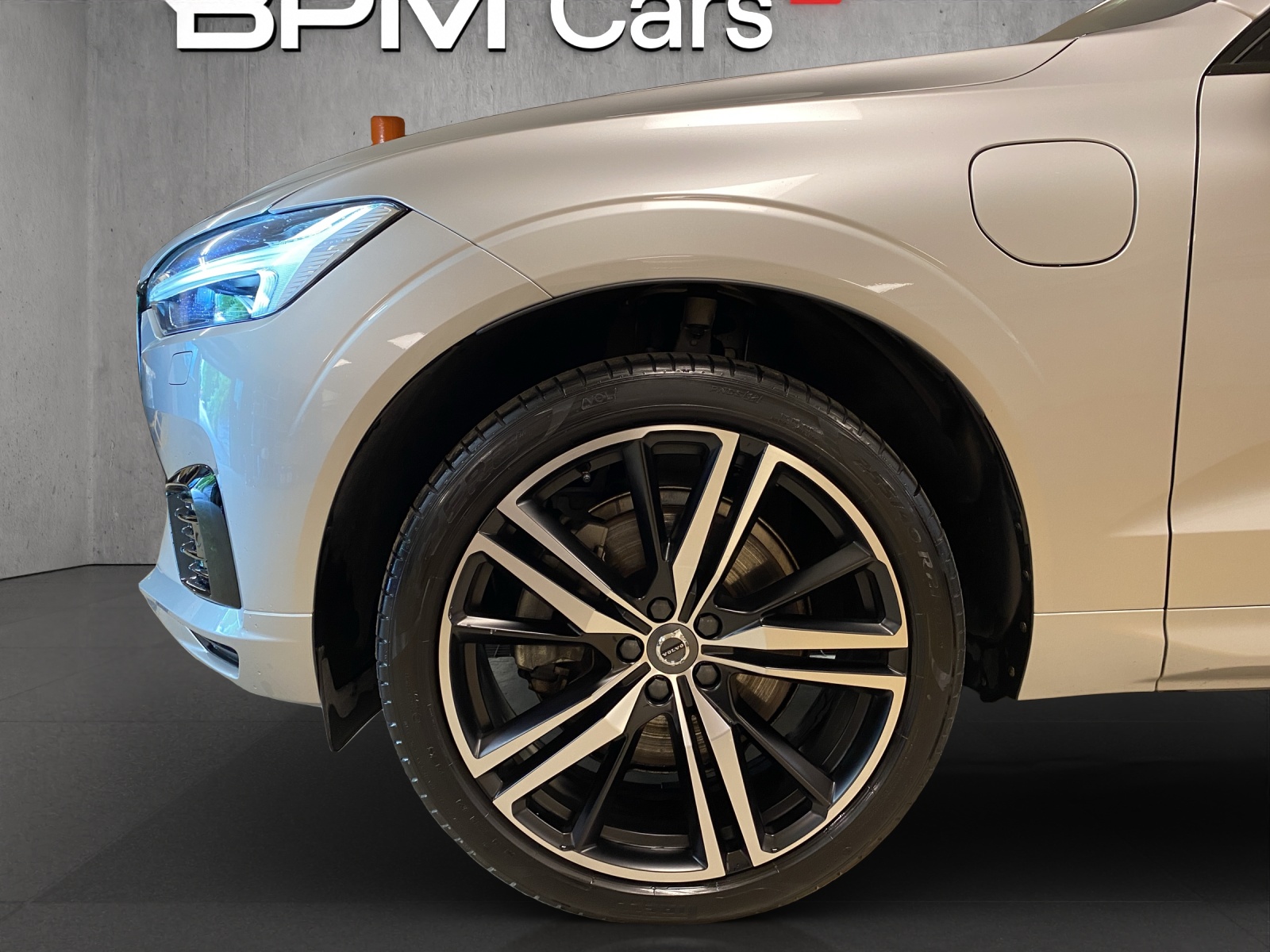 VOLVO XC60 T6 eAWD R-Design Geartronic-image-6