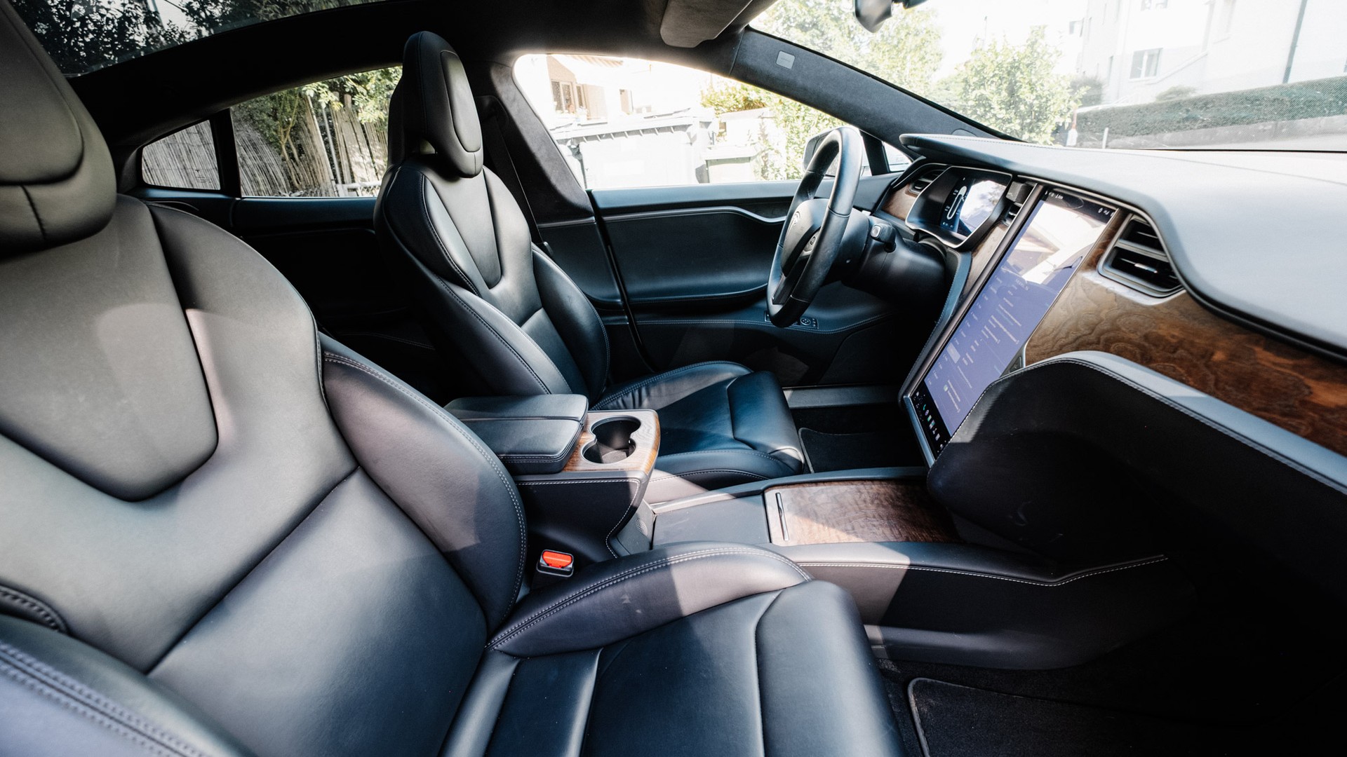 TESLA Model S Long Range Raven-image-5