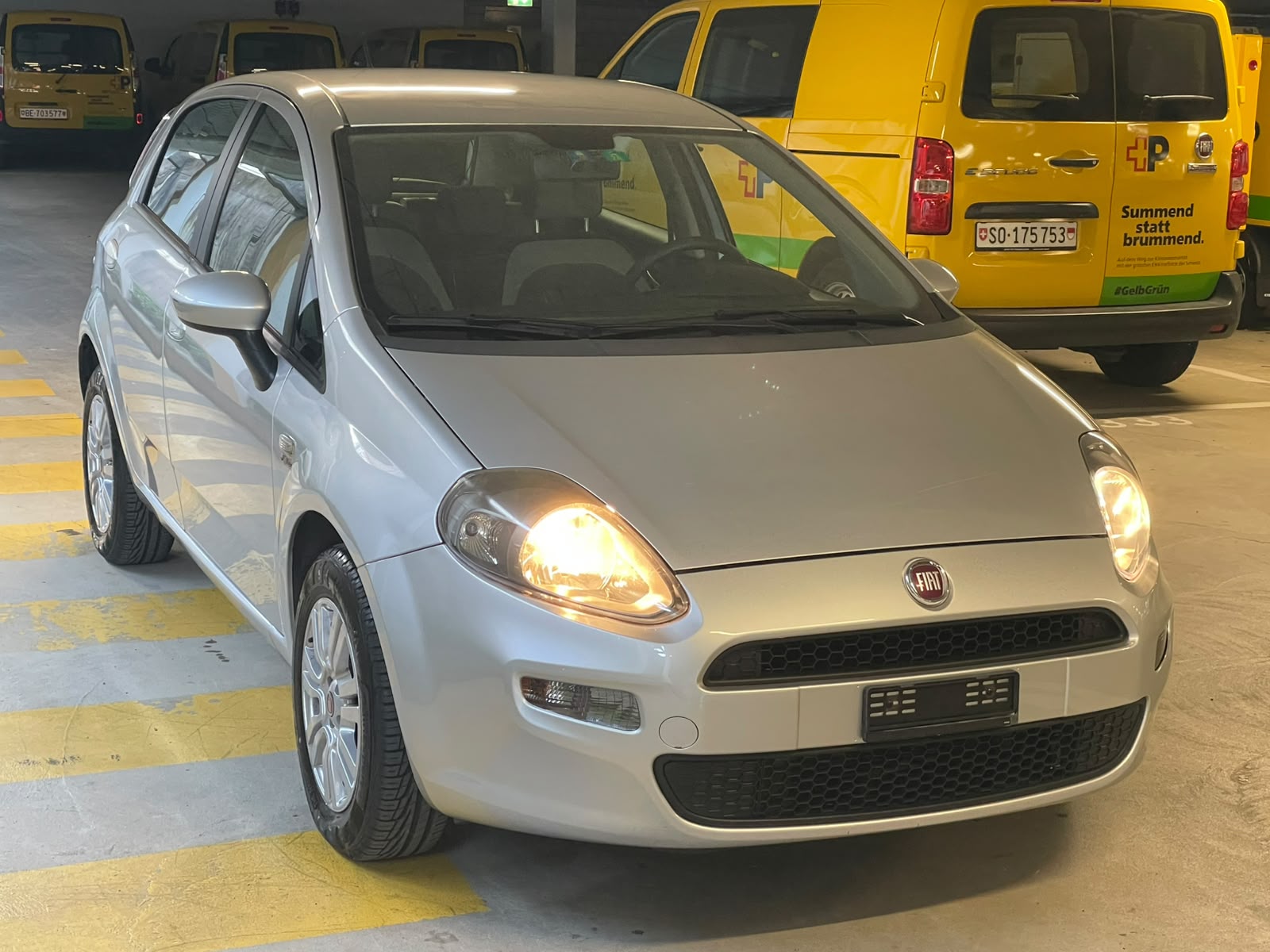 FIAT Punto 1.4 Lounge-image-6