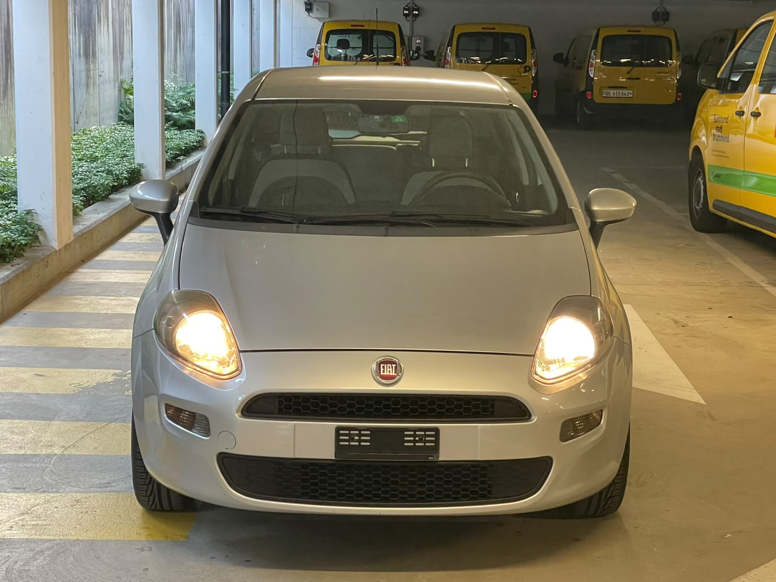 FIAT Punto 1.4 Lounge-image-7