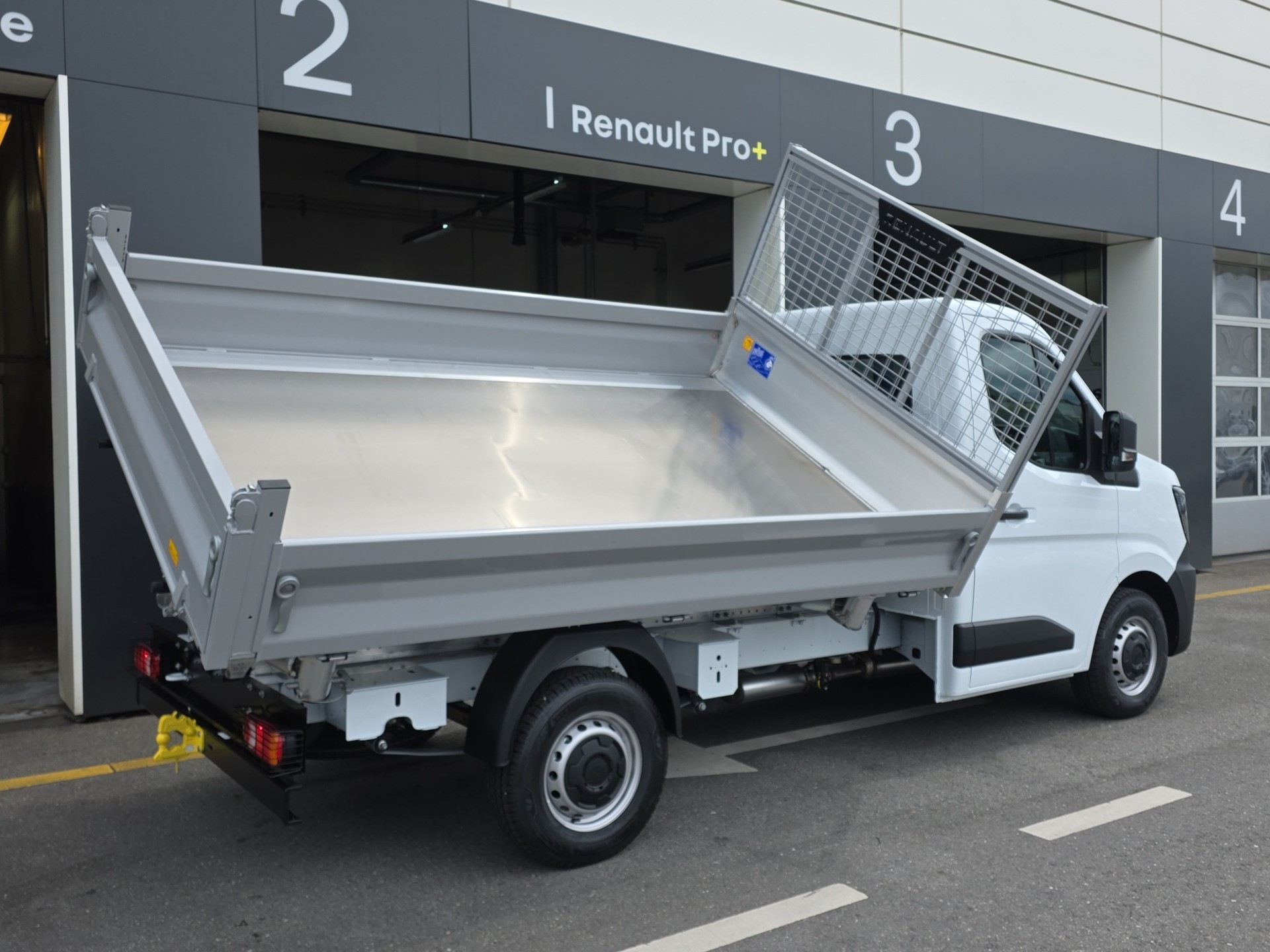 RENAULT Master T35 Blue dCi 170 L2H1 Drei Seite Kipper EAG-image-6