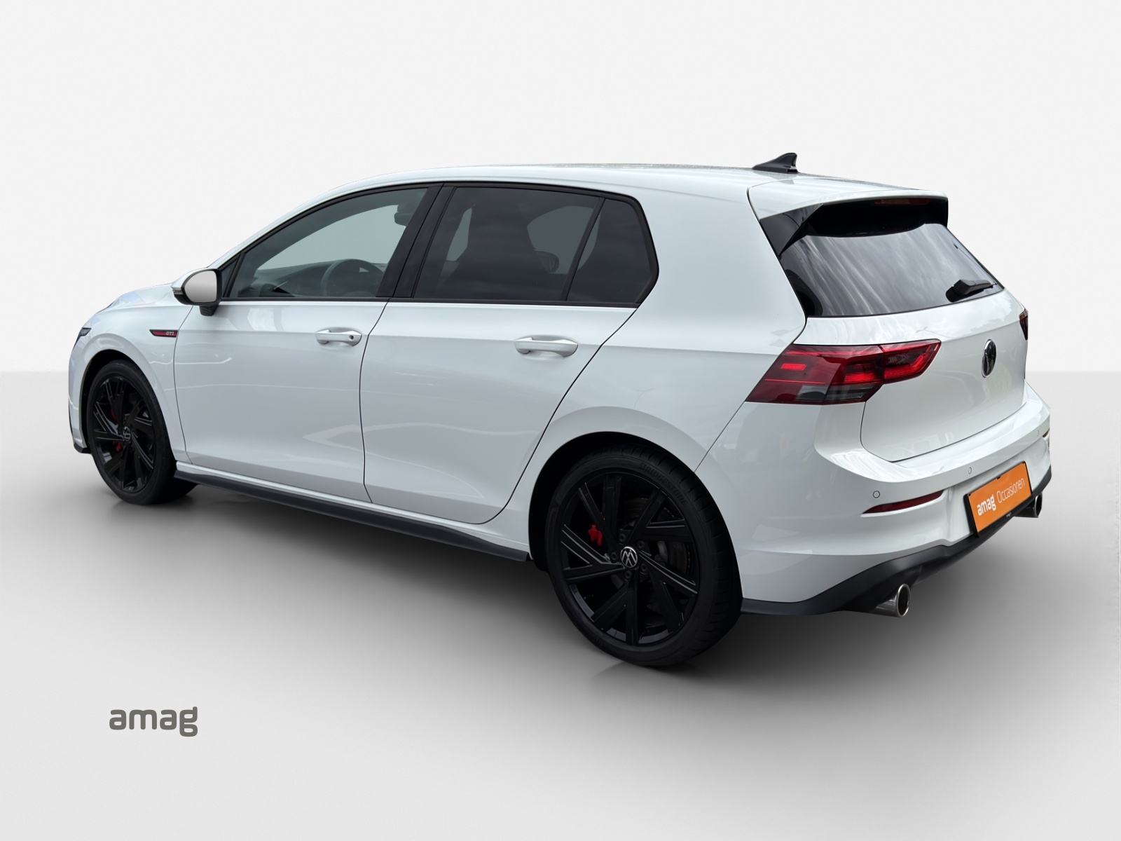 VW Golf 2.0 TSI GTI DSG-image-2