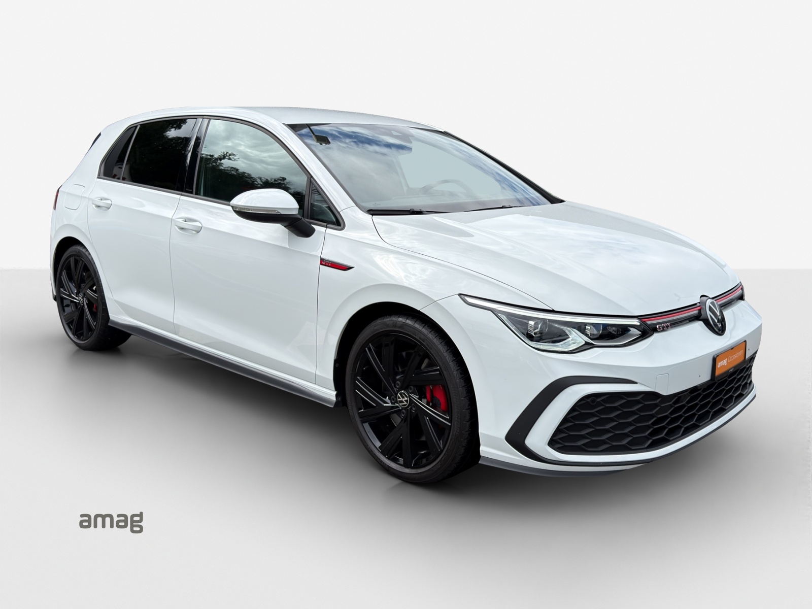 VW Golf 2.0 TSI GTI DSG-image-5