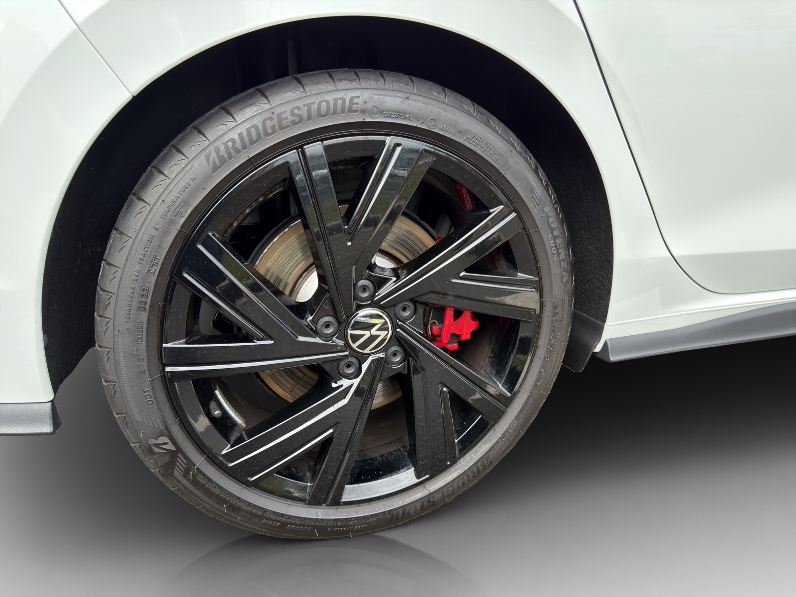 VW Golf 2.0 TSI GTI DSG-image-13