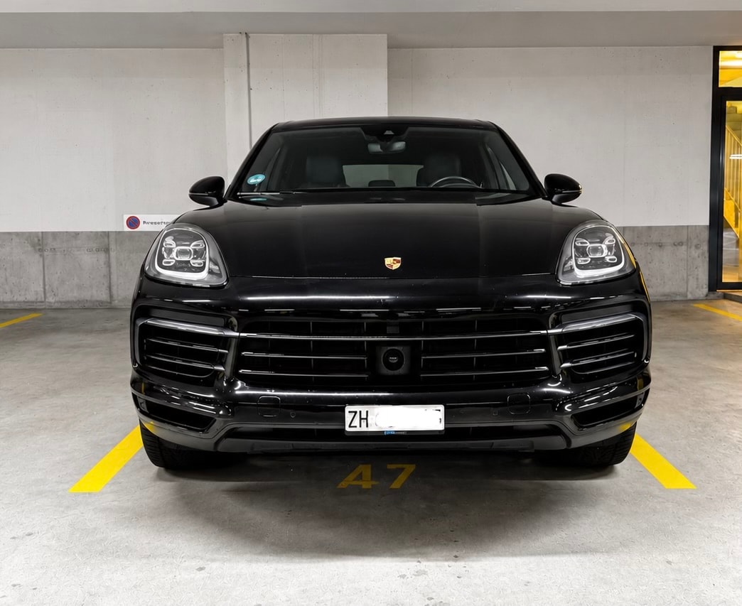 PORSCHE 3.0 V6 E-Hybrid-image-2