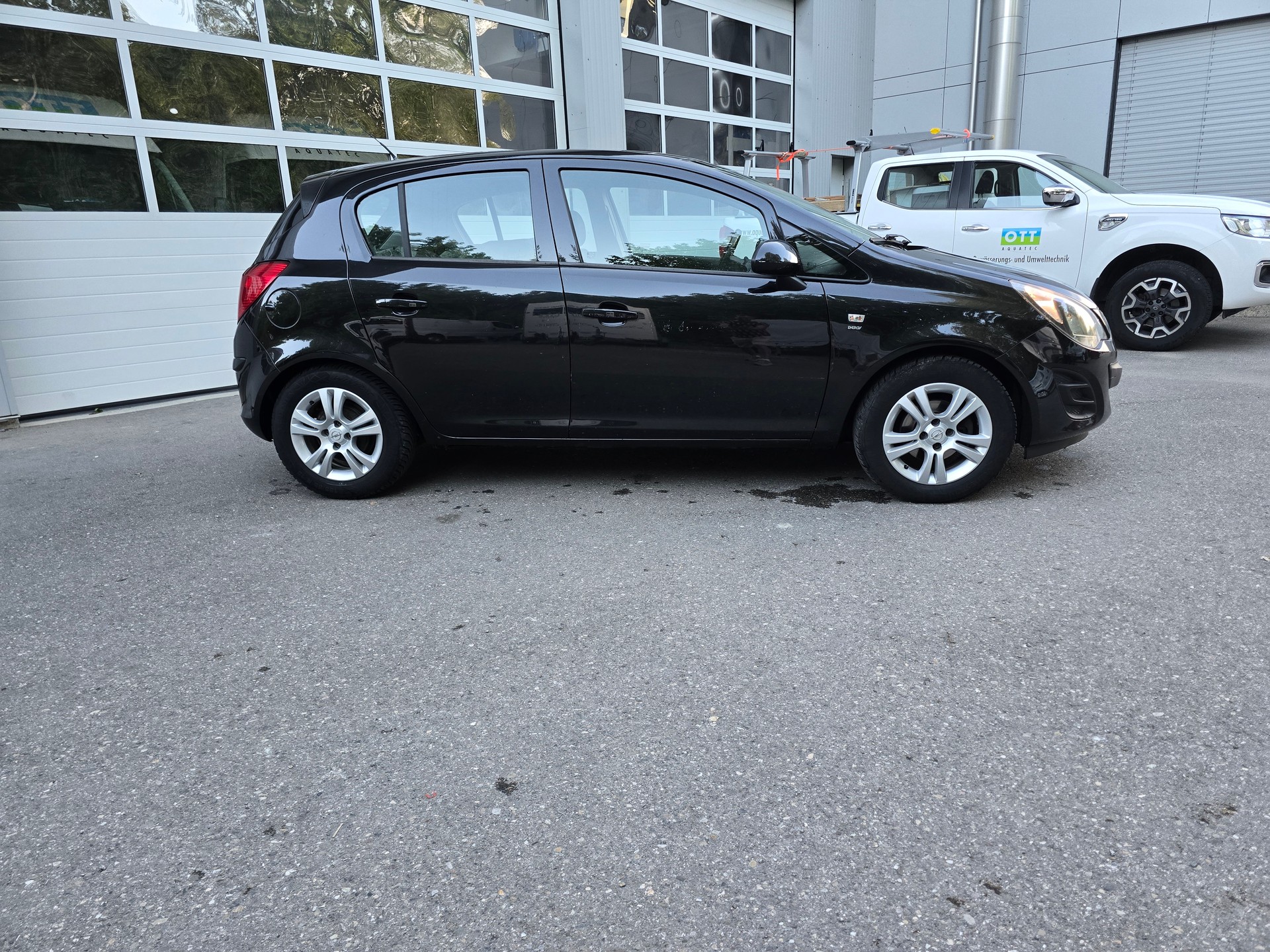 OPEL Corsa 1.4 TP Final Edition-image-2