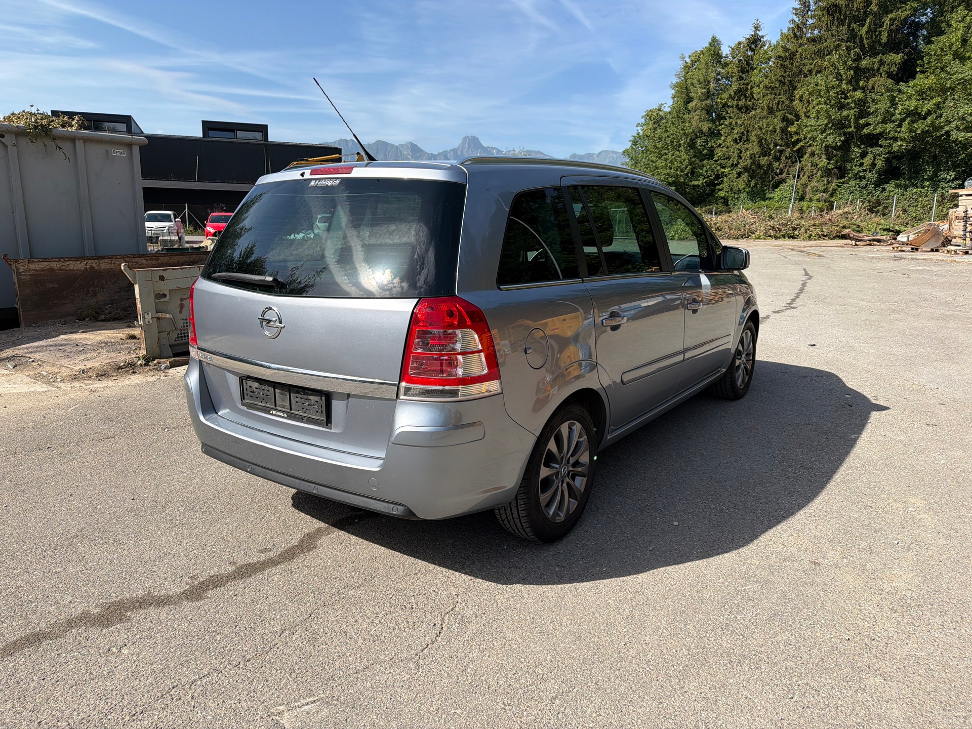 OPEL Zafira 2.2i 16V Anniversary Edition Automatic-image-4