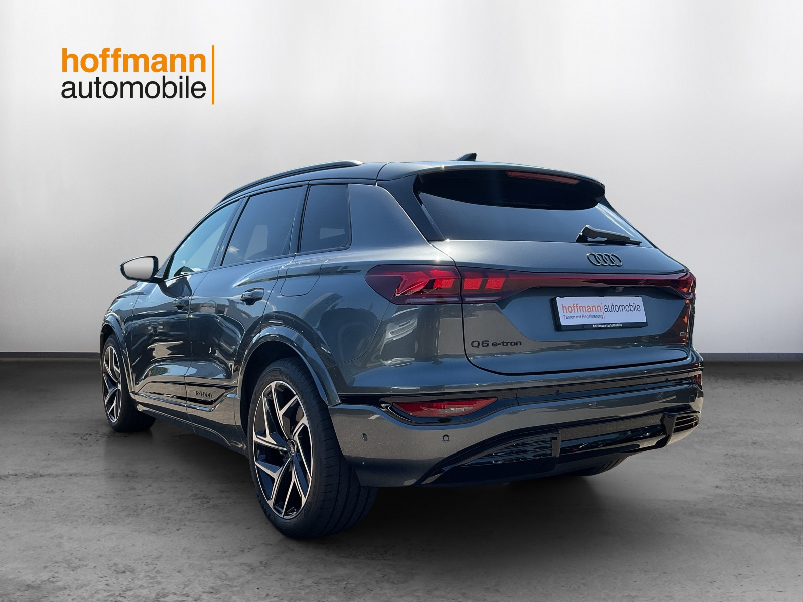 AUDI Q6 e-tron quattro-image-5