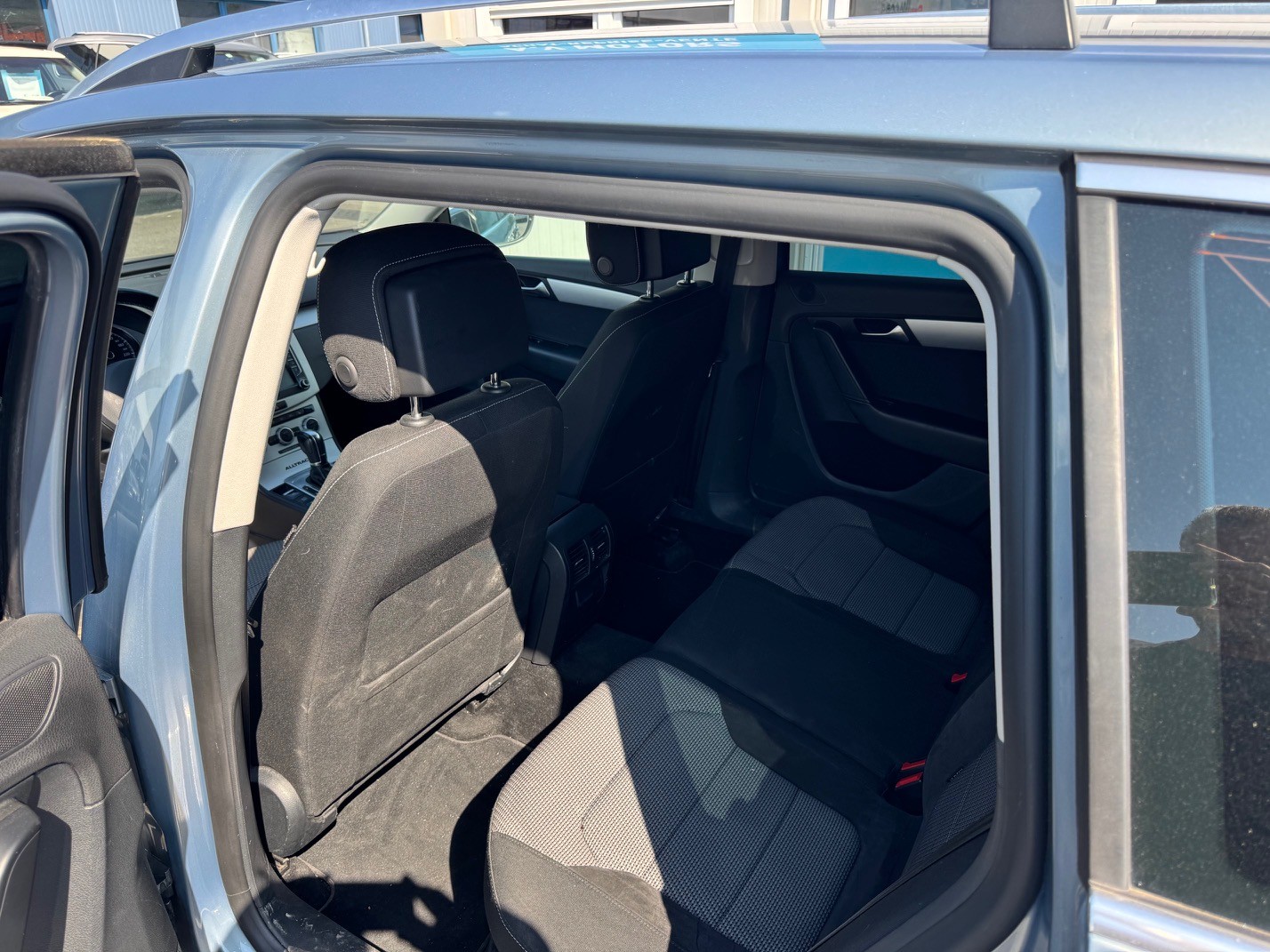 VW Passat Alltrack 2.0 TSI 4Motion DSG-image-9