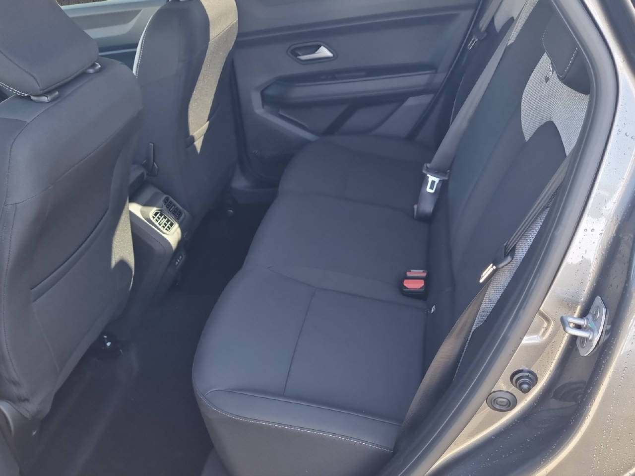 DACIA Bigster journey hybrid 150 4x4-image-7