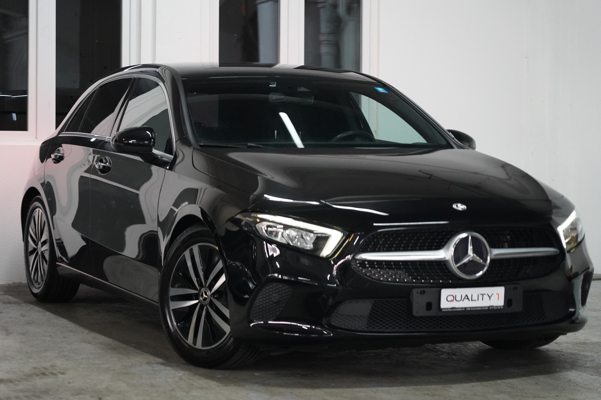 MERCEDES-BENZ A 180 Progressive 7G-DCT-image-0