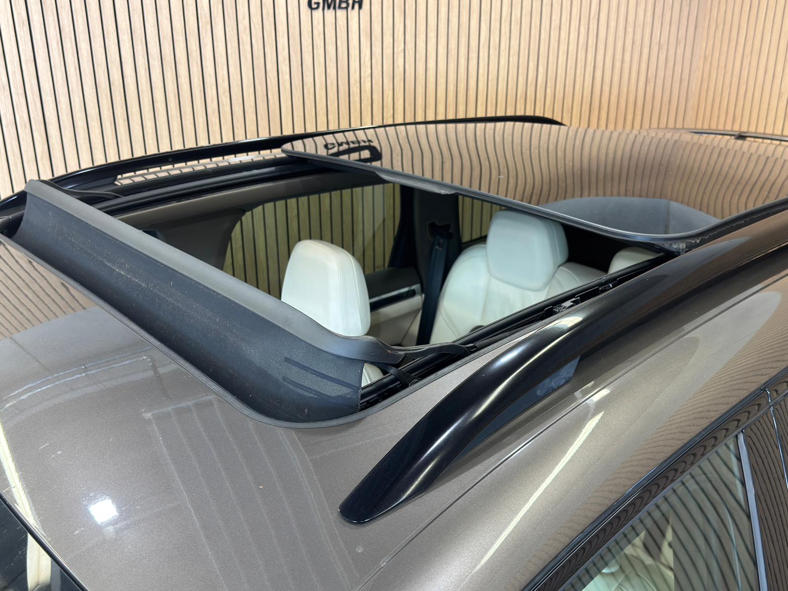 PORSCHE Cayenne S Diesel-image-26