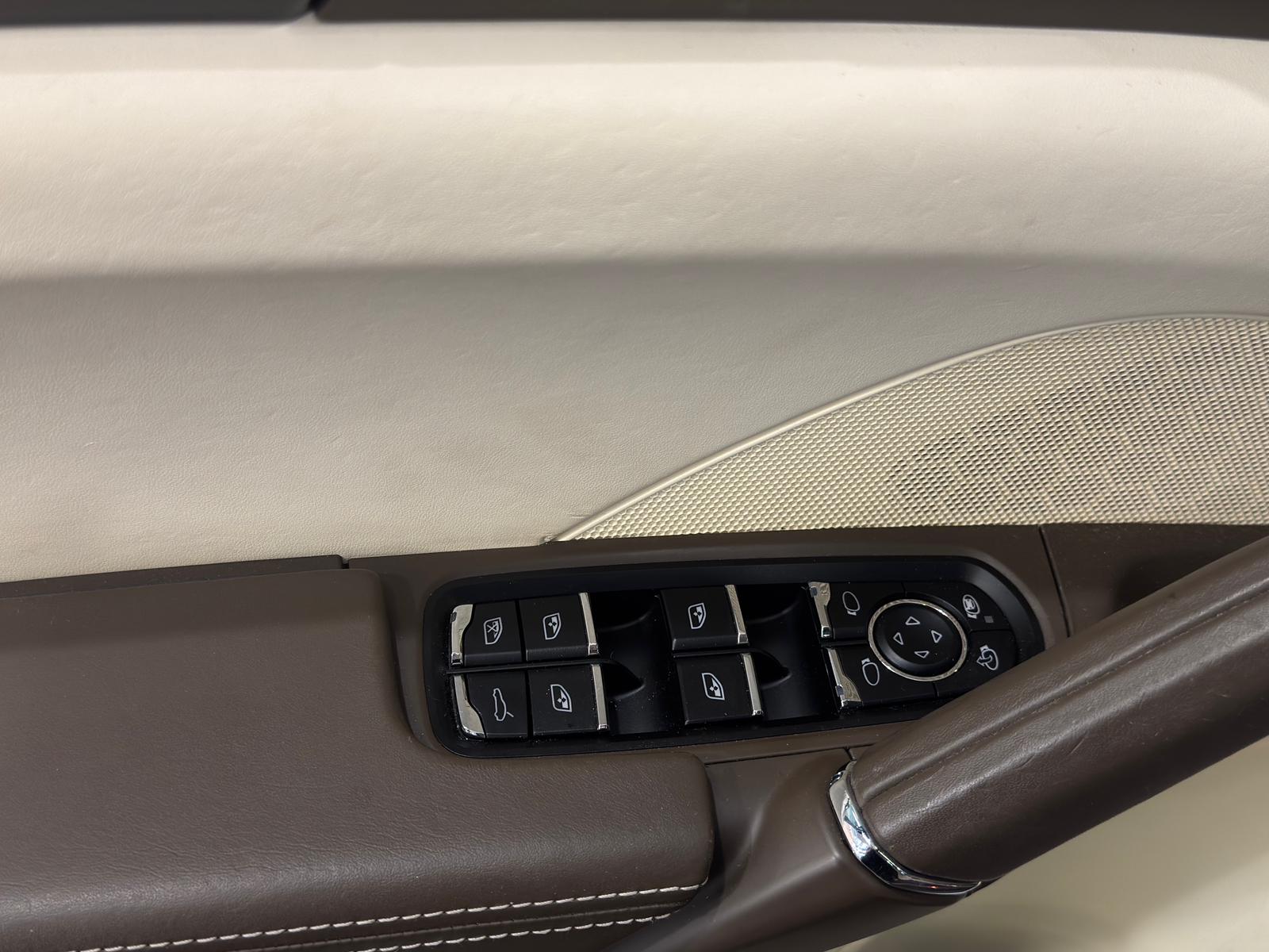 PORSCHE Cayenne S Diesel-image-14