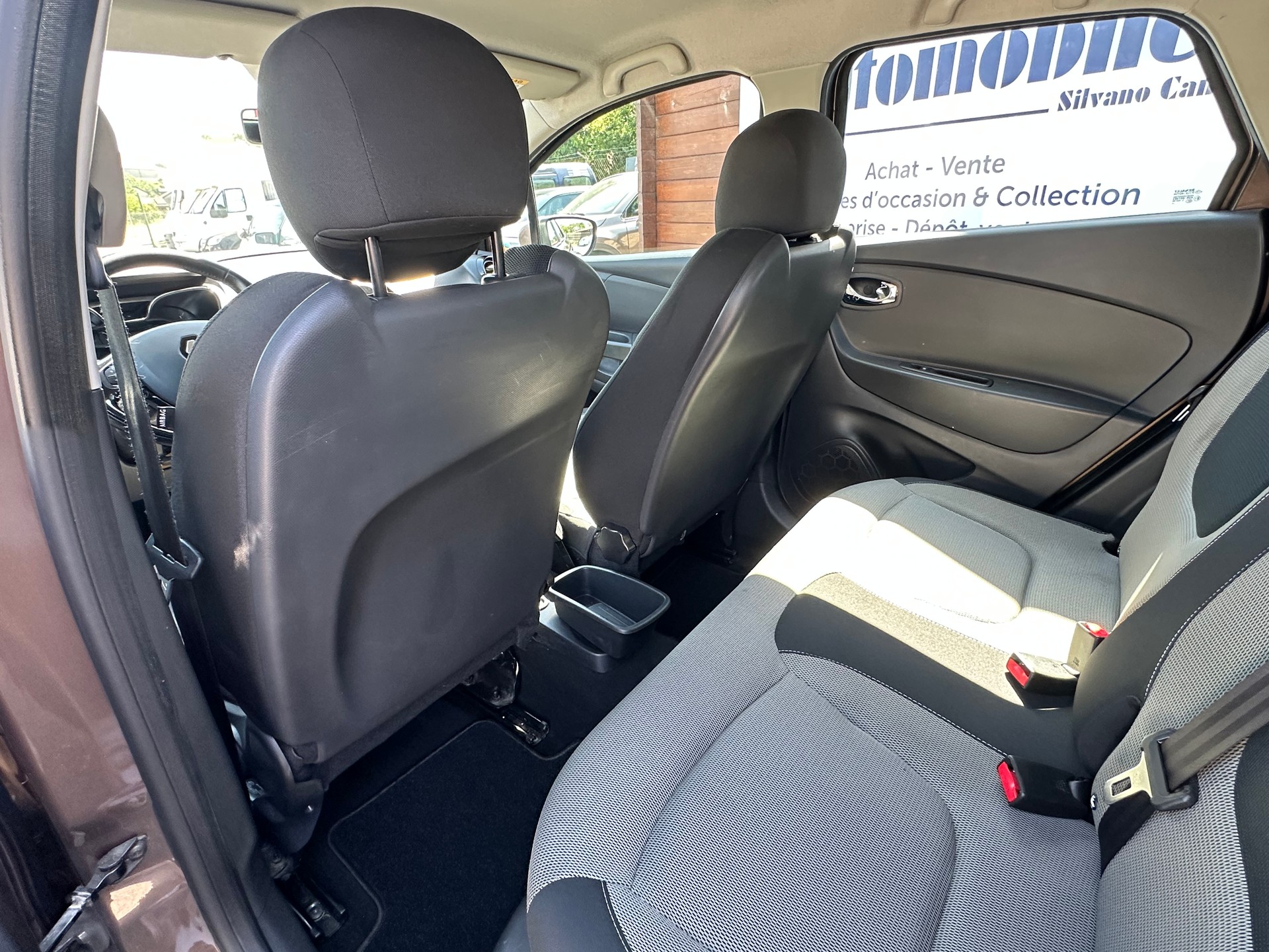 RENAULT Captur 1.2 T 16V Dynamique EDC-image-12