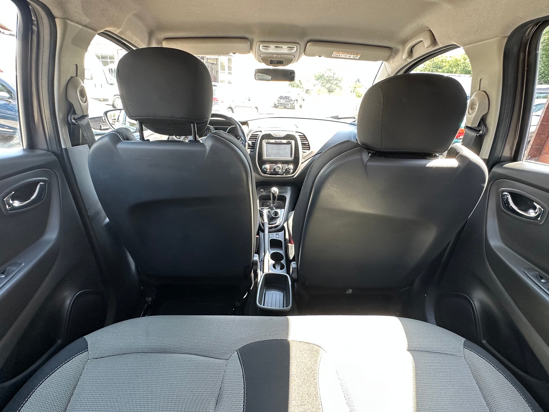 RENAULT Captur 1.2 T 16V Dynamique EDC-image-11