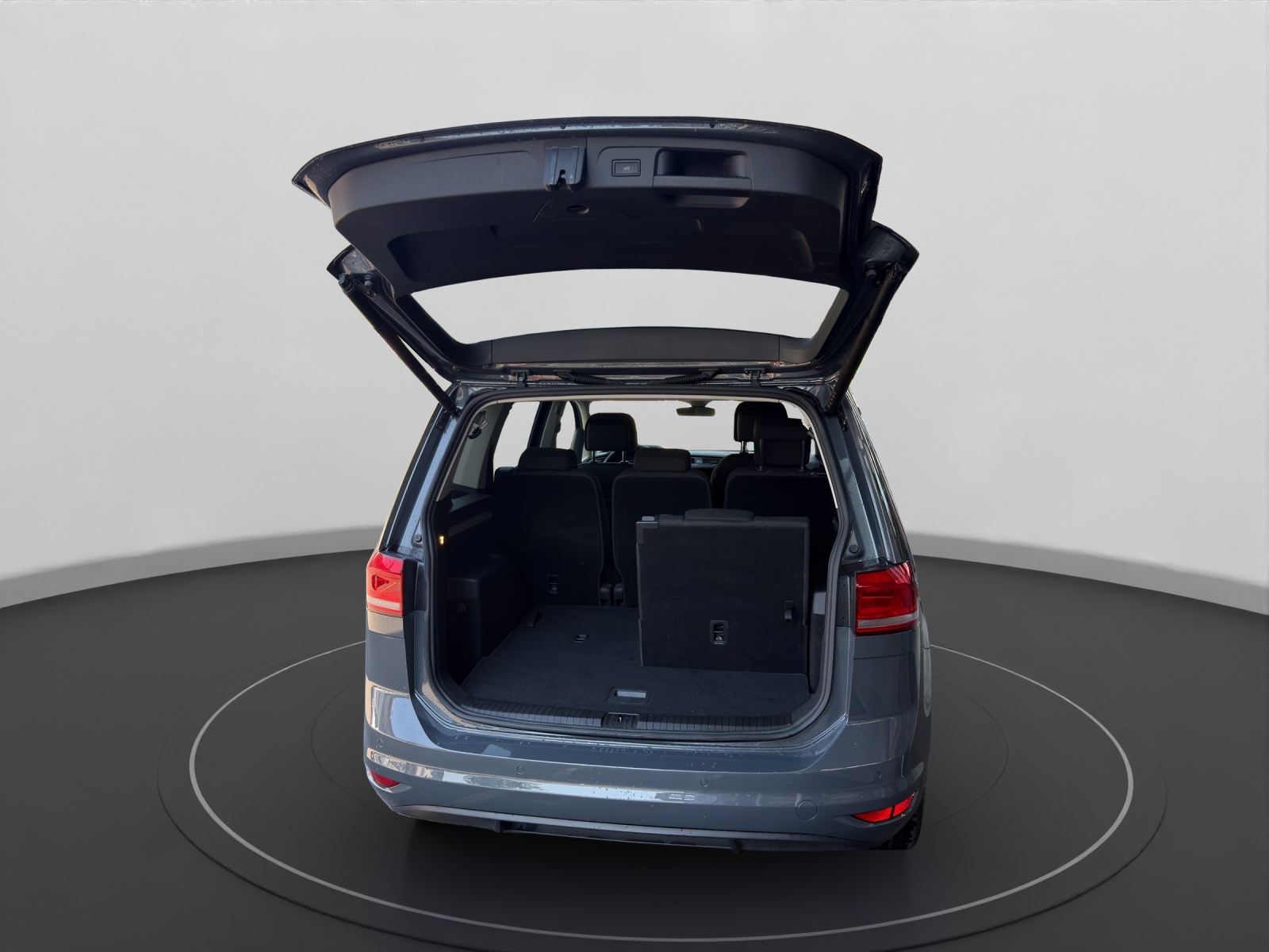 VW Touran 1.5 TSI Highline DSG-image-10
