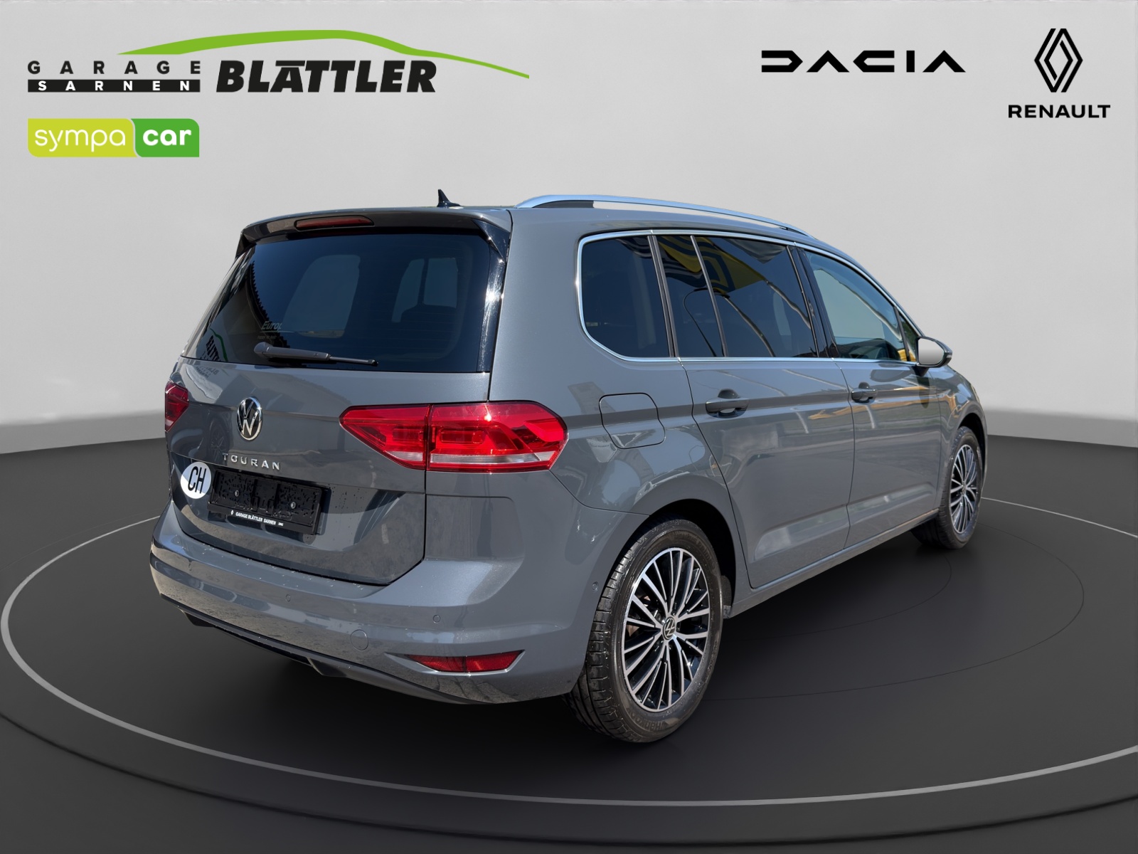 VW Touran 1.5 TSI Highline DSG-image-2