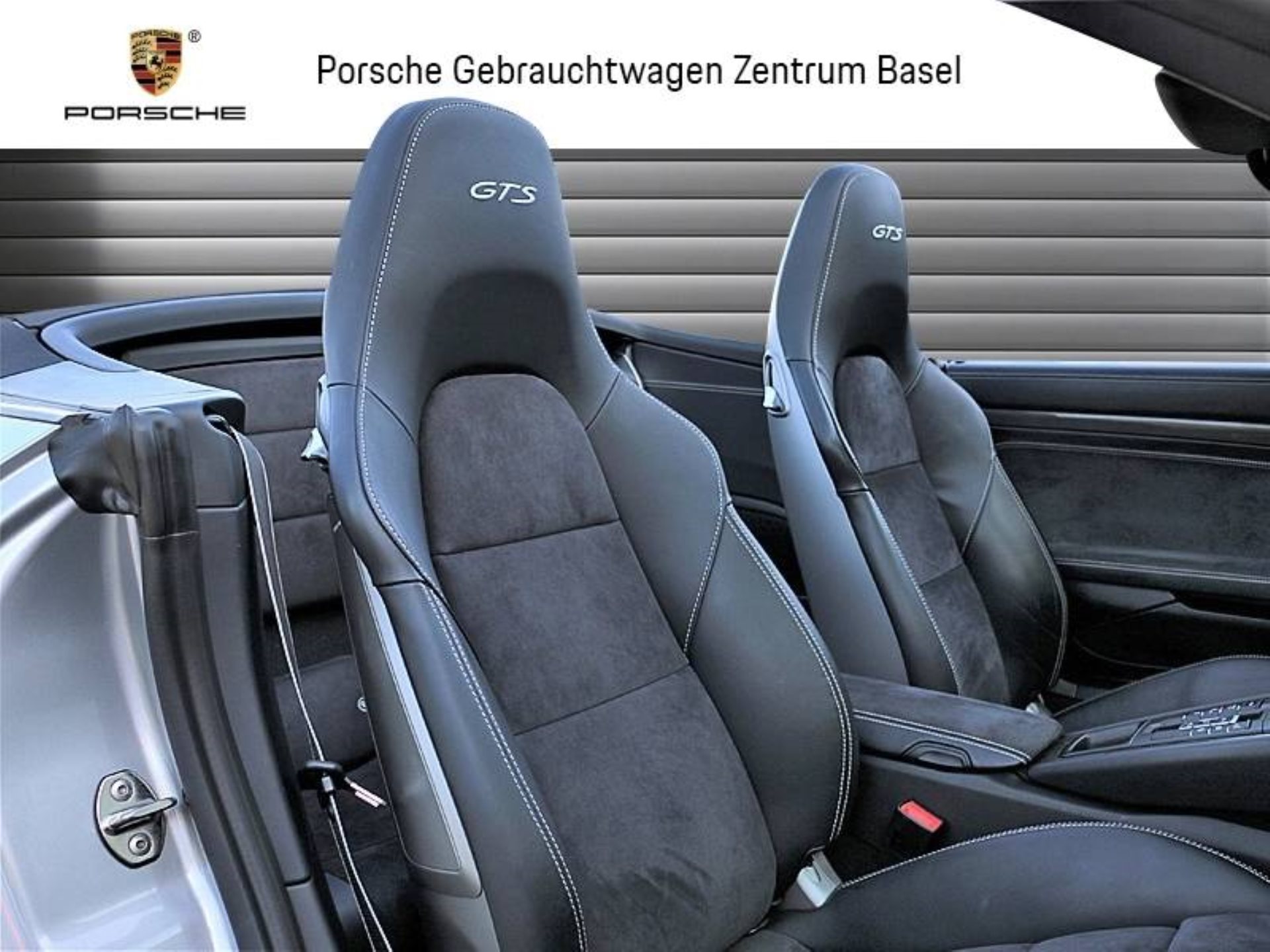PORSCHE 911 Carrera GTS Cabriolet-image-14