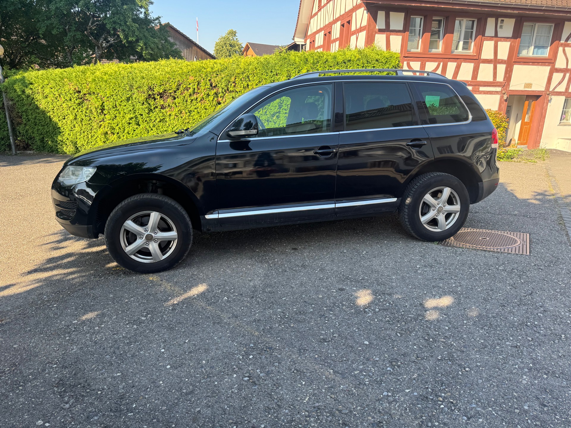 VW Touareg 3.0 TDI Advance Tiptronic-image-2