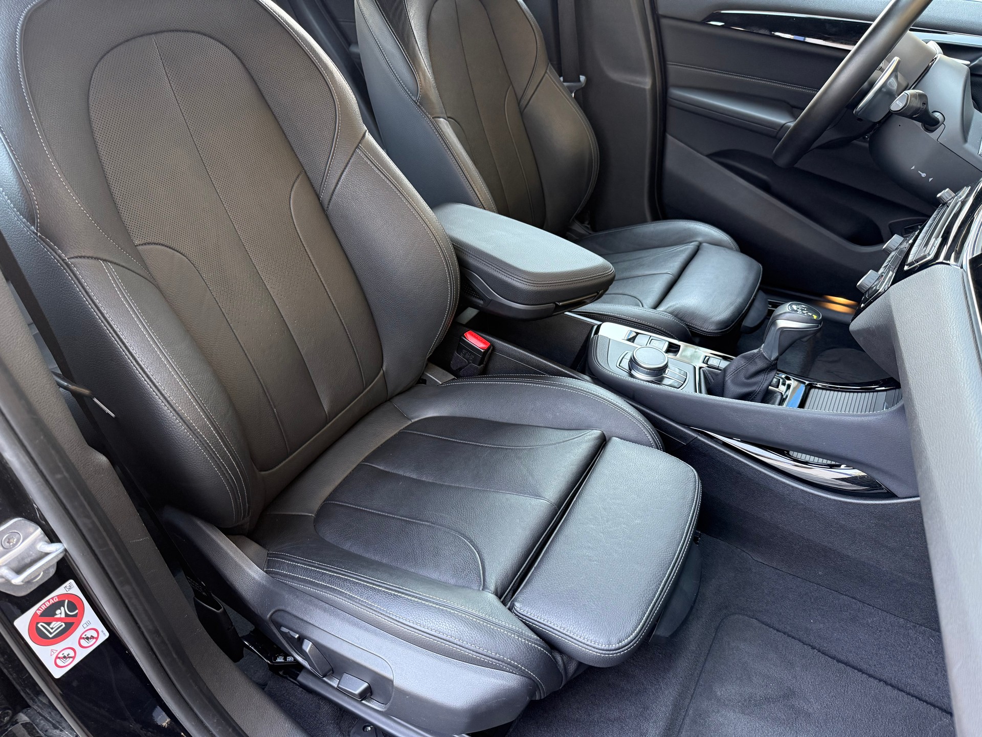 BMW X1 xDrive 25i M Sport Steptronic-image-12