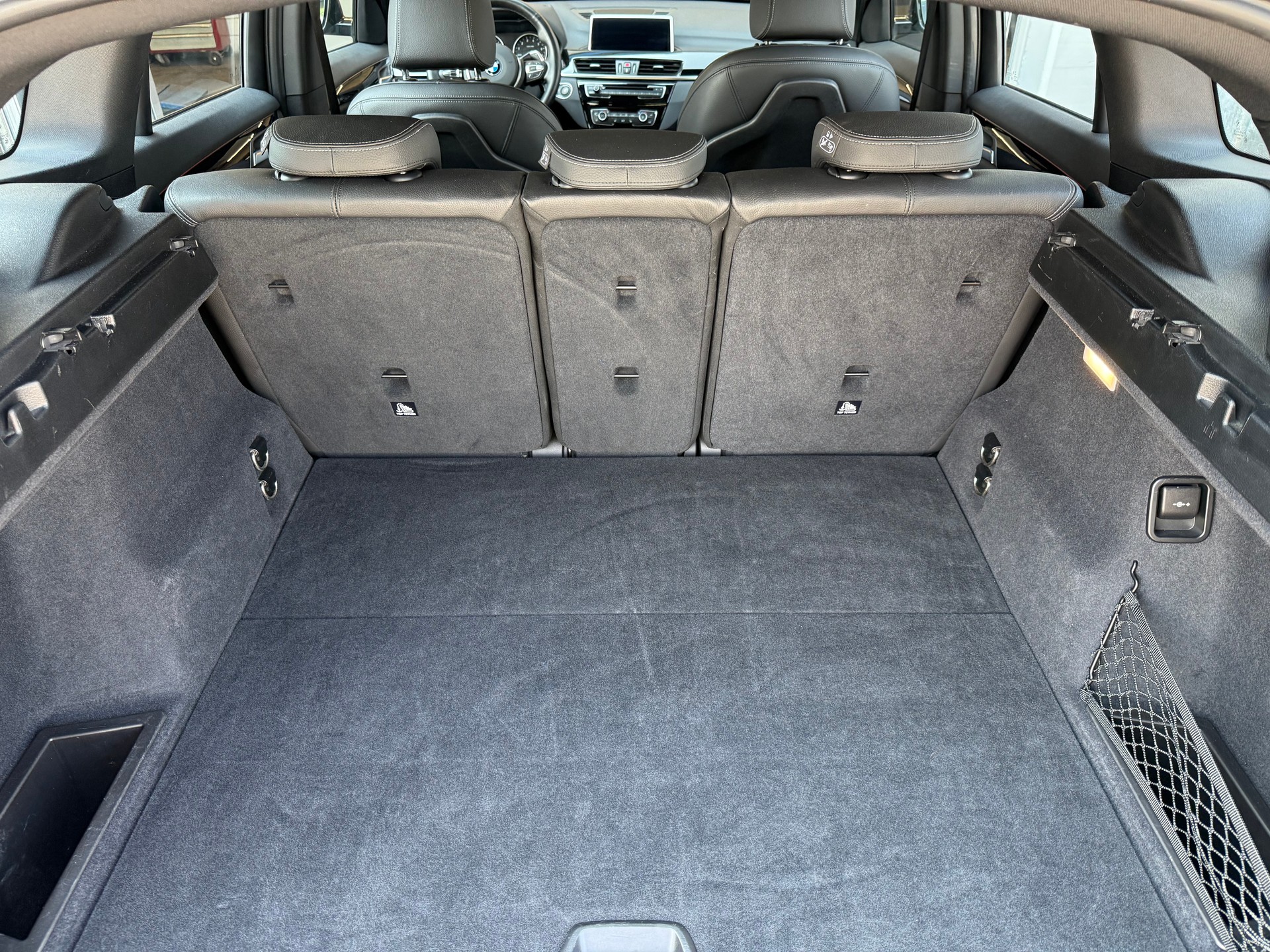 BMW X1 xDrive 25i M Sport Steptronic-image-15