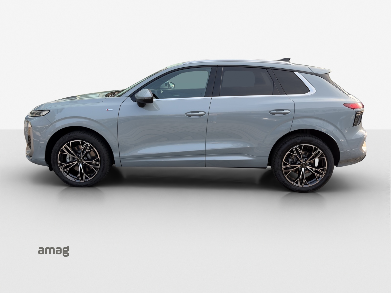AUDI Q3 SUV TFSI quattro 150 kW S tronic-image-1