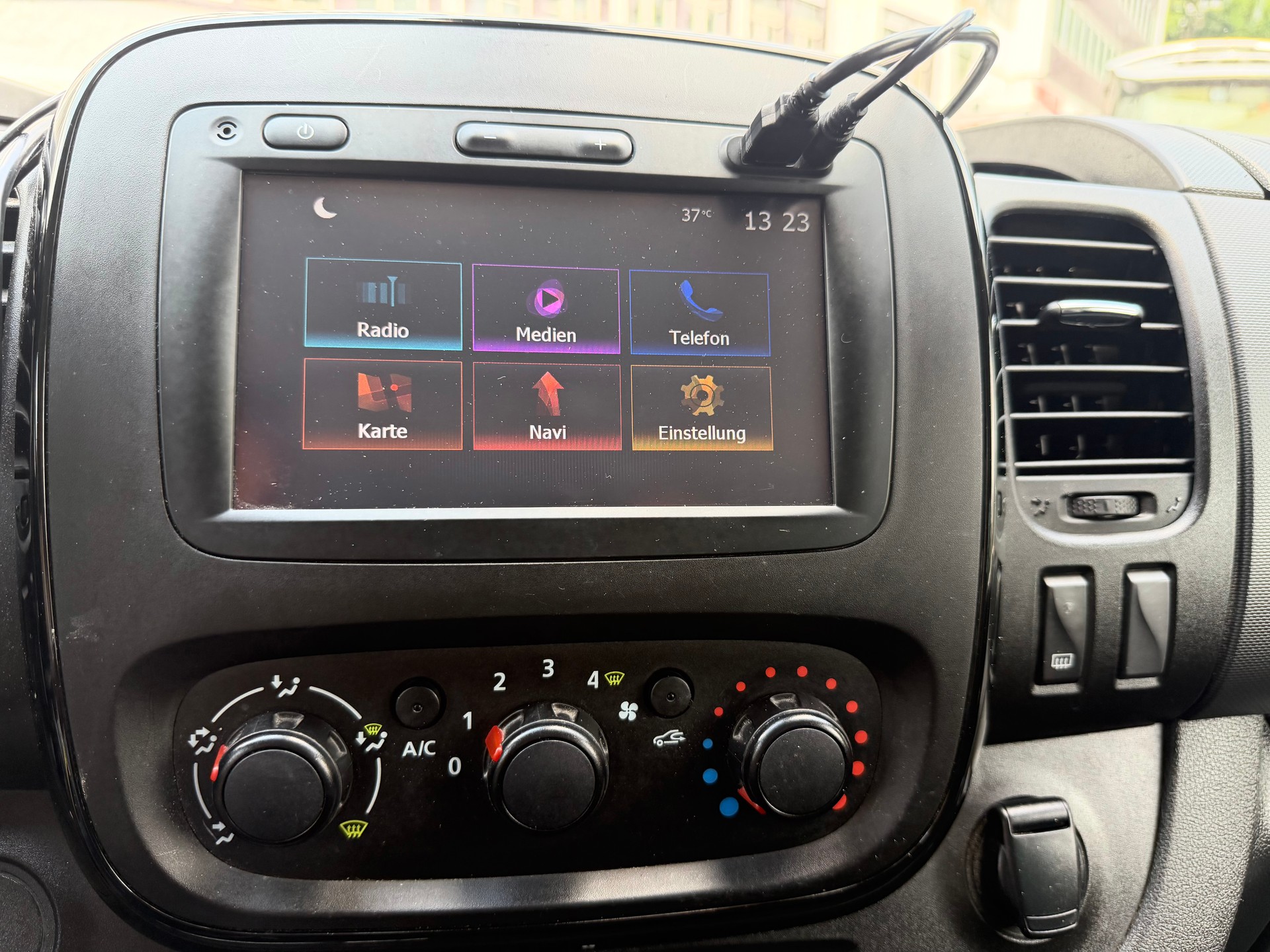 OPEL Vivaro 1.6CDTI Tourer 2.7t L2H1-image-14