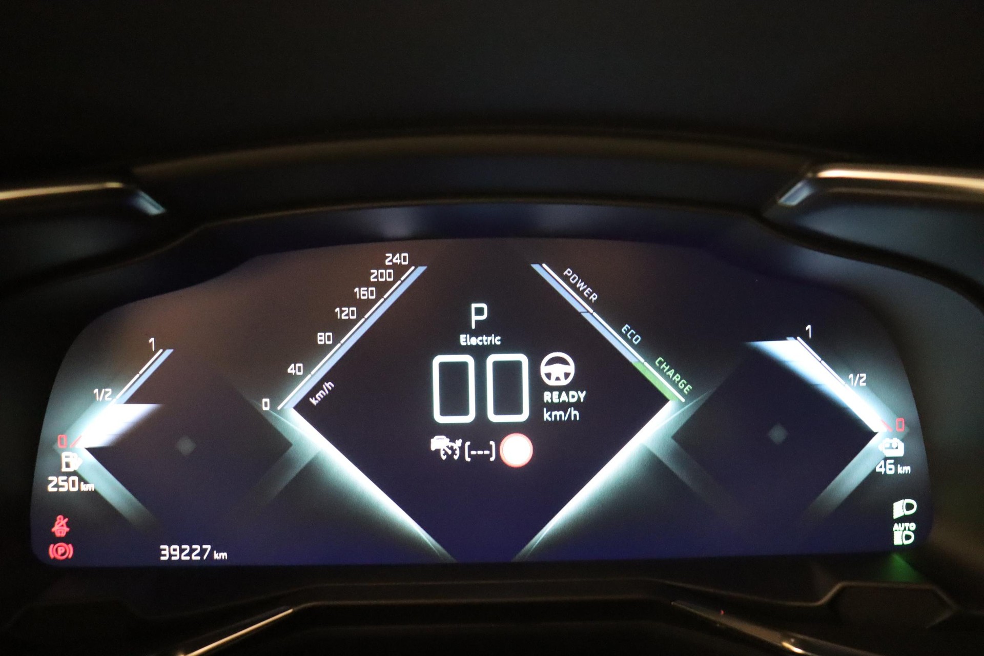 DS AUTOMOBILES 7 Crossback 1.6 E-Tense Be Chic 4x4-image-16