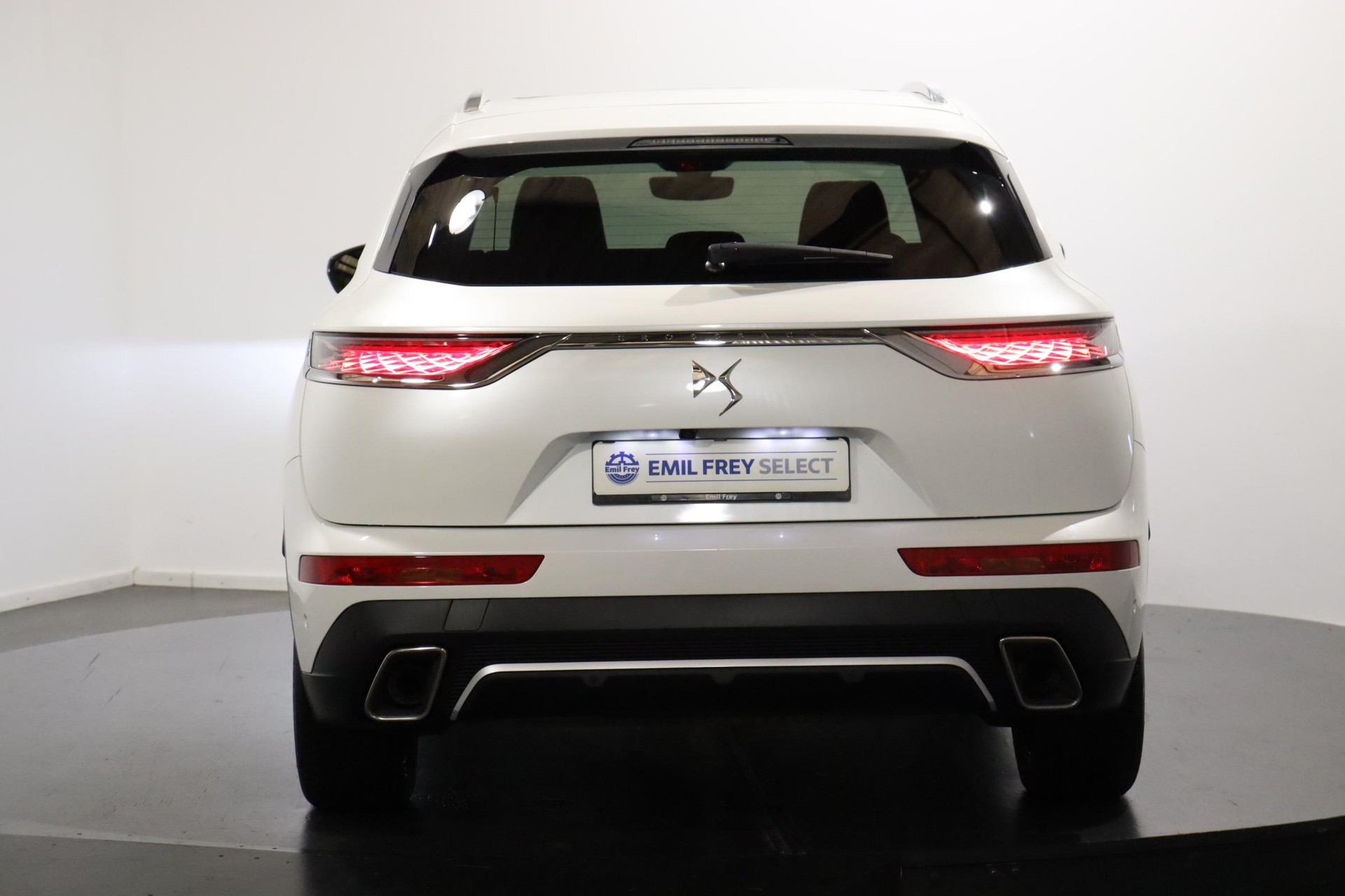 DS AUTOMOBILES 7 Crossback 1.6 E-Tense Be Chic 4x4-image-3