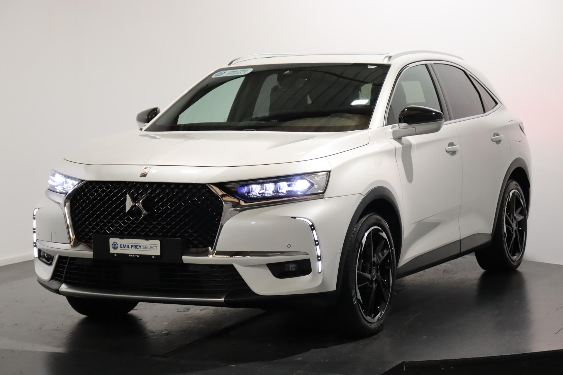 DS AUTOMOBILES 7 Crossback 1.6 E-Tense Be Chic 4x4-image-0
