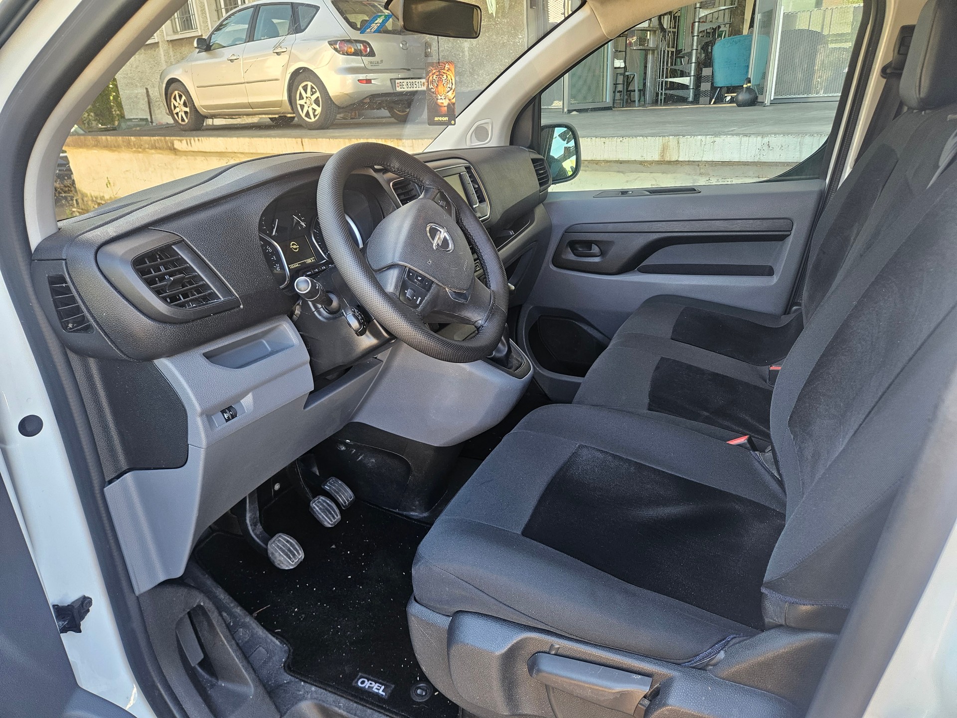 OPEL Vivaro Cargo 2.0 CDTI Enjoy s/s S EN-image-9