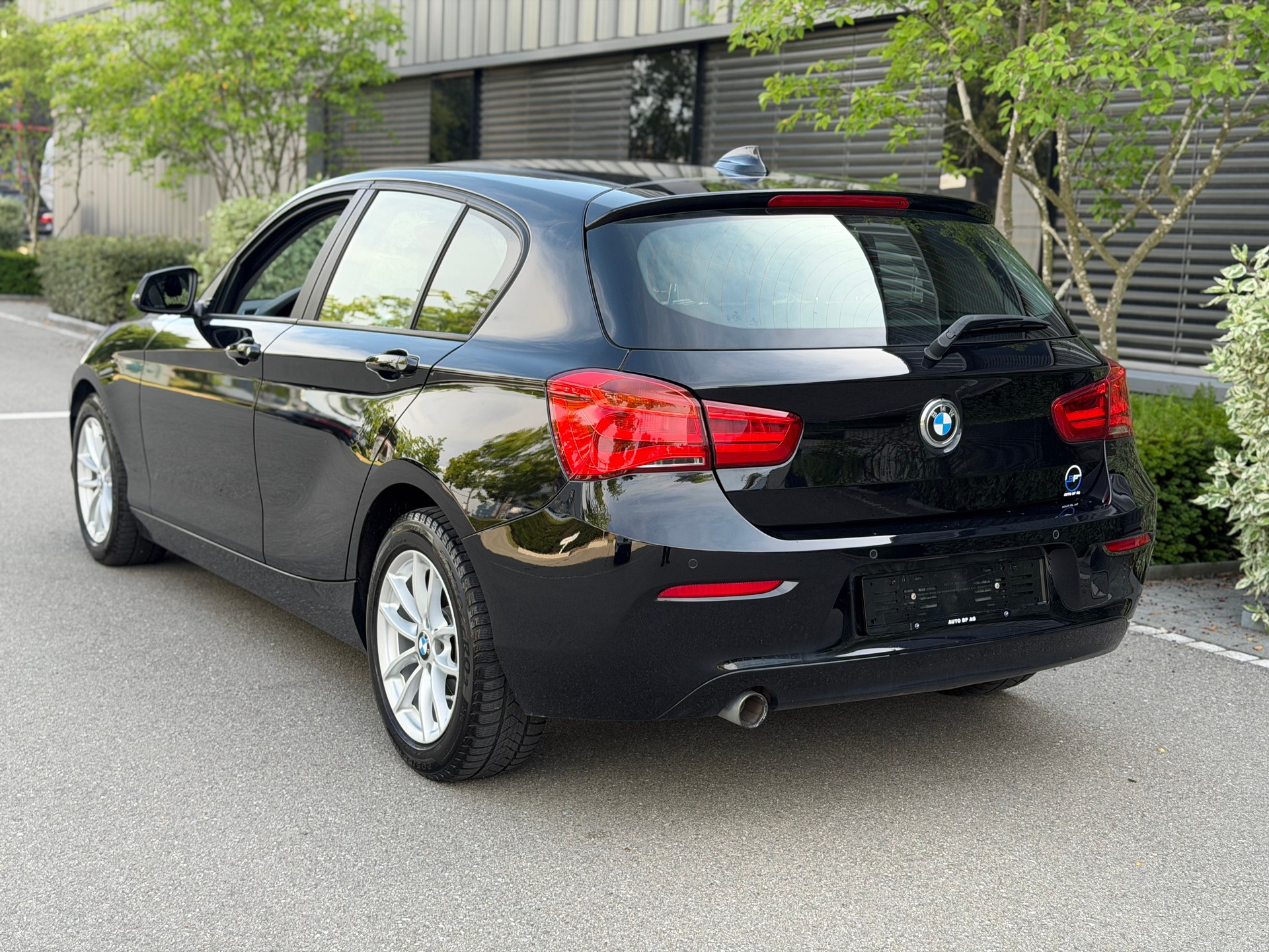 BMW 116i Business-image-4