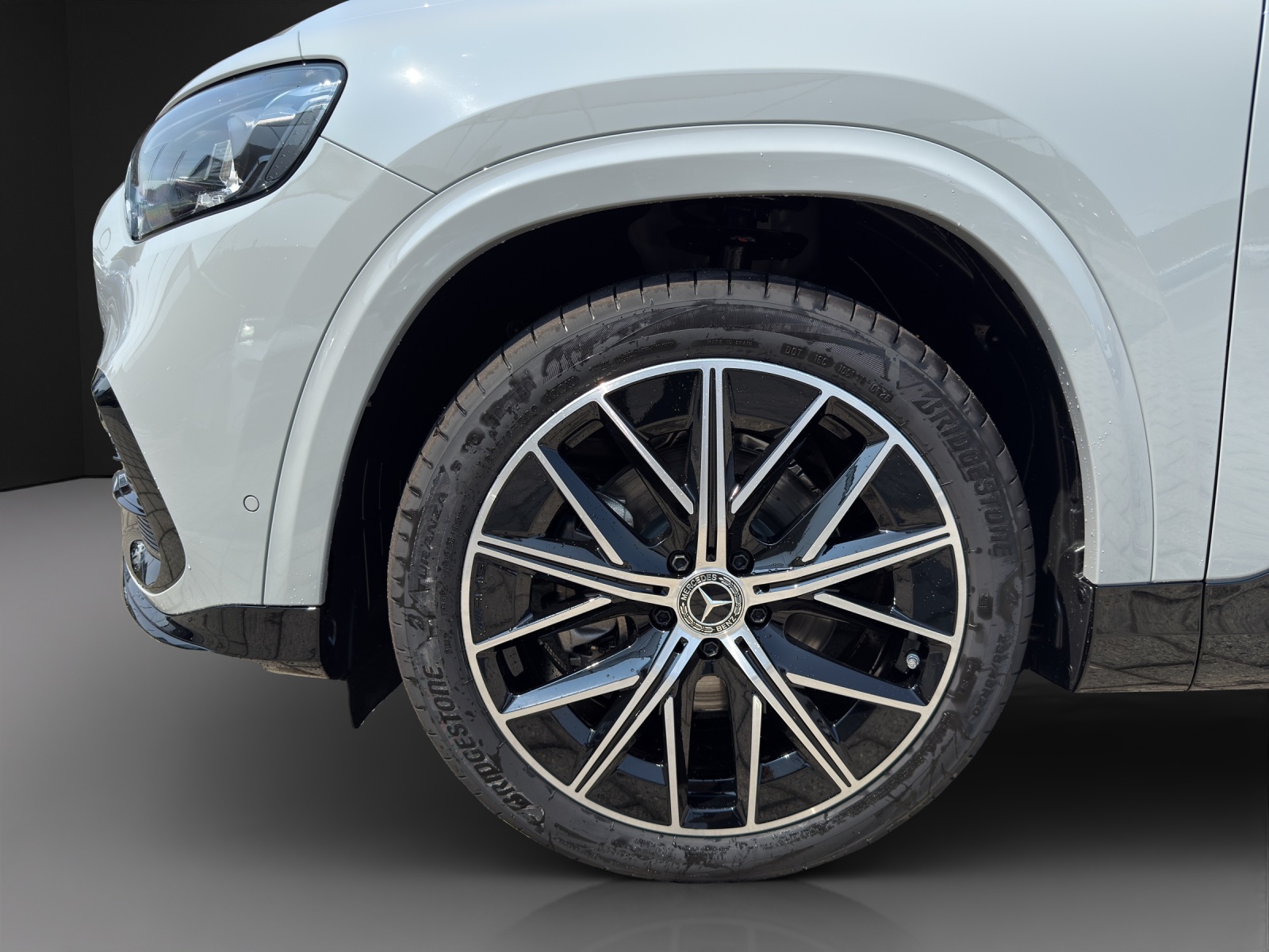 MERCEDES-BENZ GLB 220 4Matic 8G-Tronic-image-7