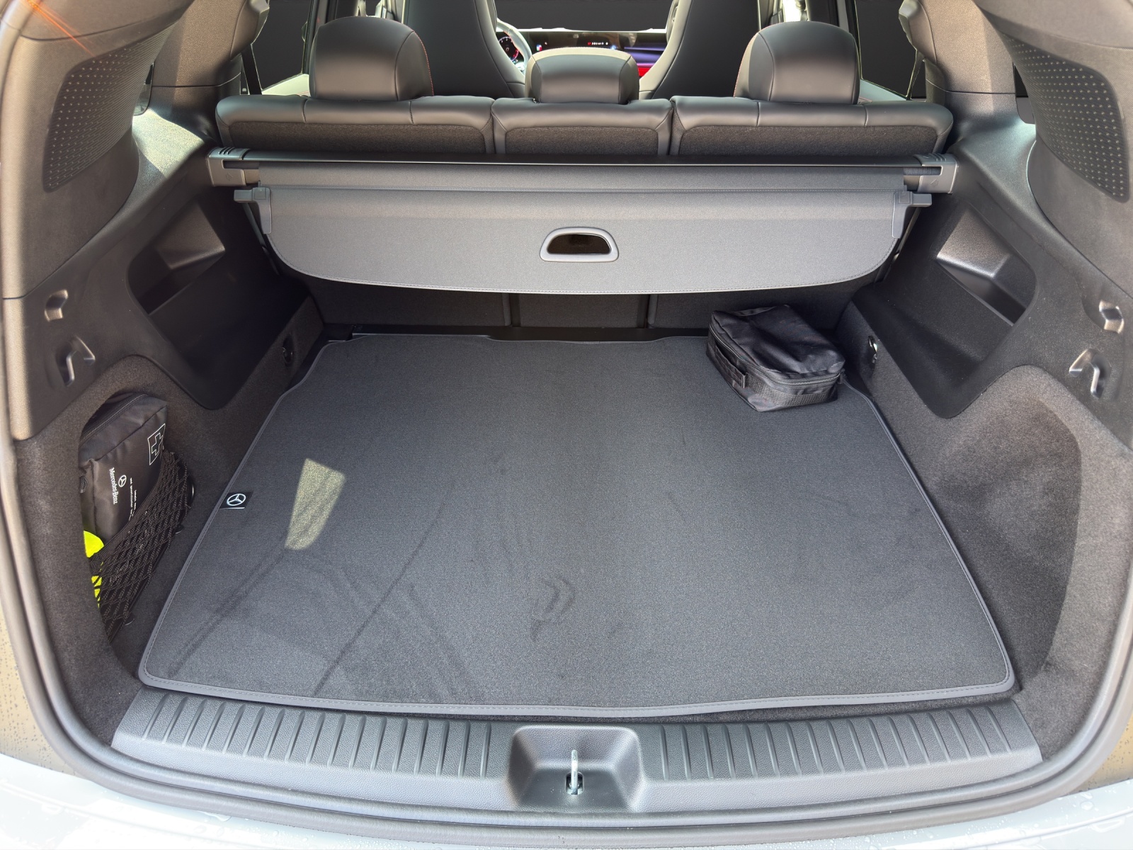 MERCEDES-BENZ GLB 220 4Matic 8G-Tronic-image-8