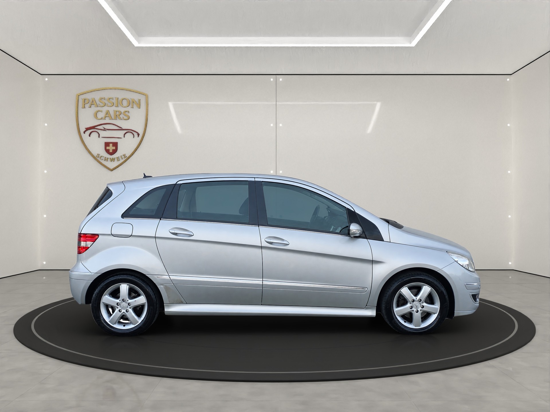 MERCEDES-BENZ B 200 CDI-image-5