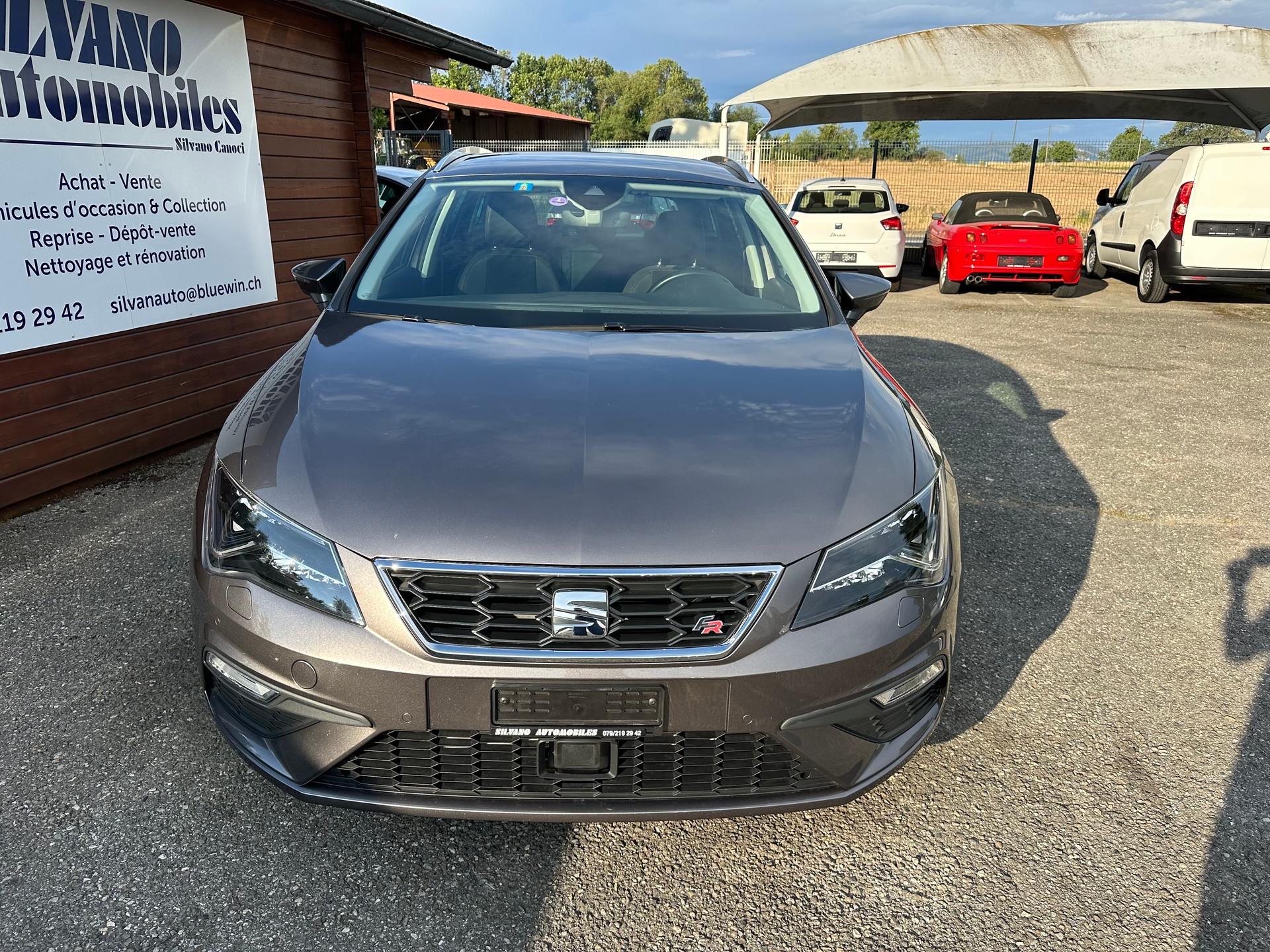 SEAT Leon ST 1.4 TSI FR Line-image-1