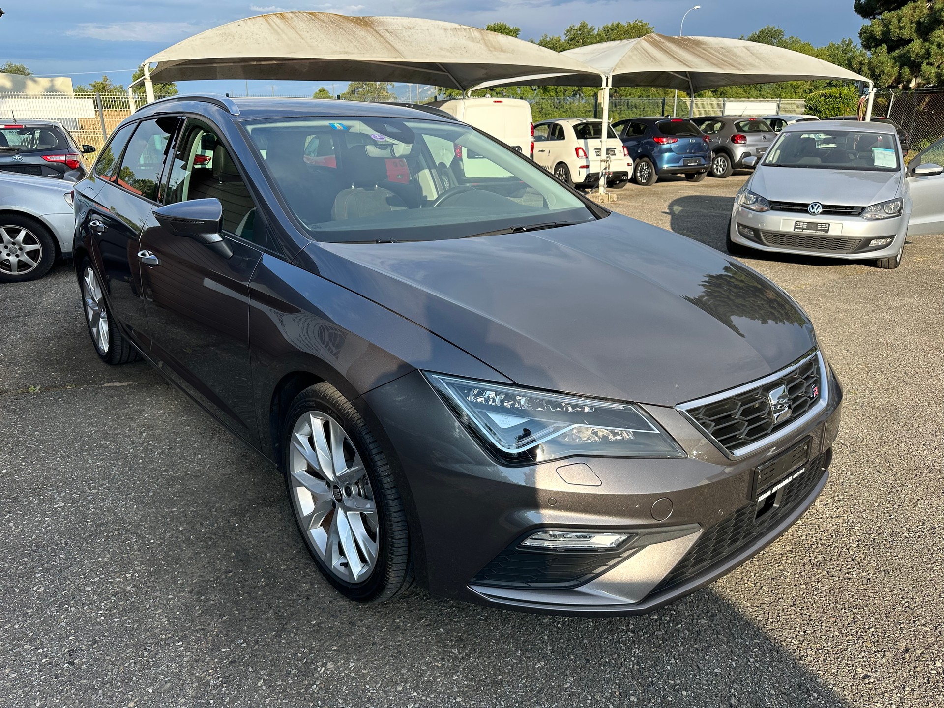 SEAT Leon ST 1.4 TSI FR Line-image-2