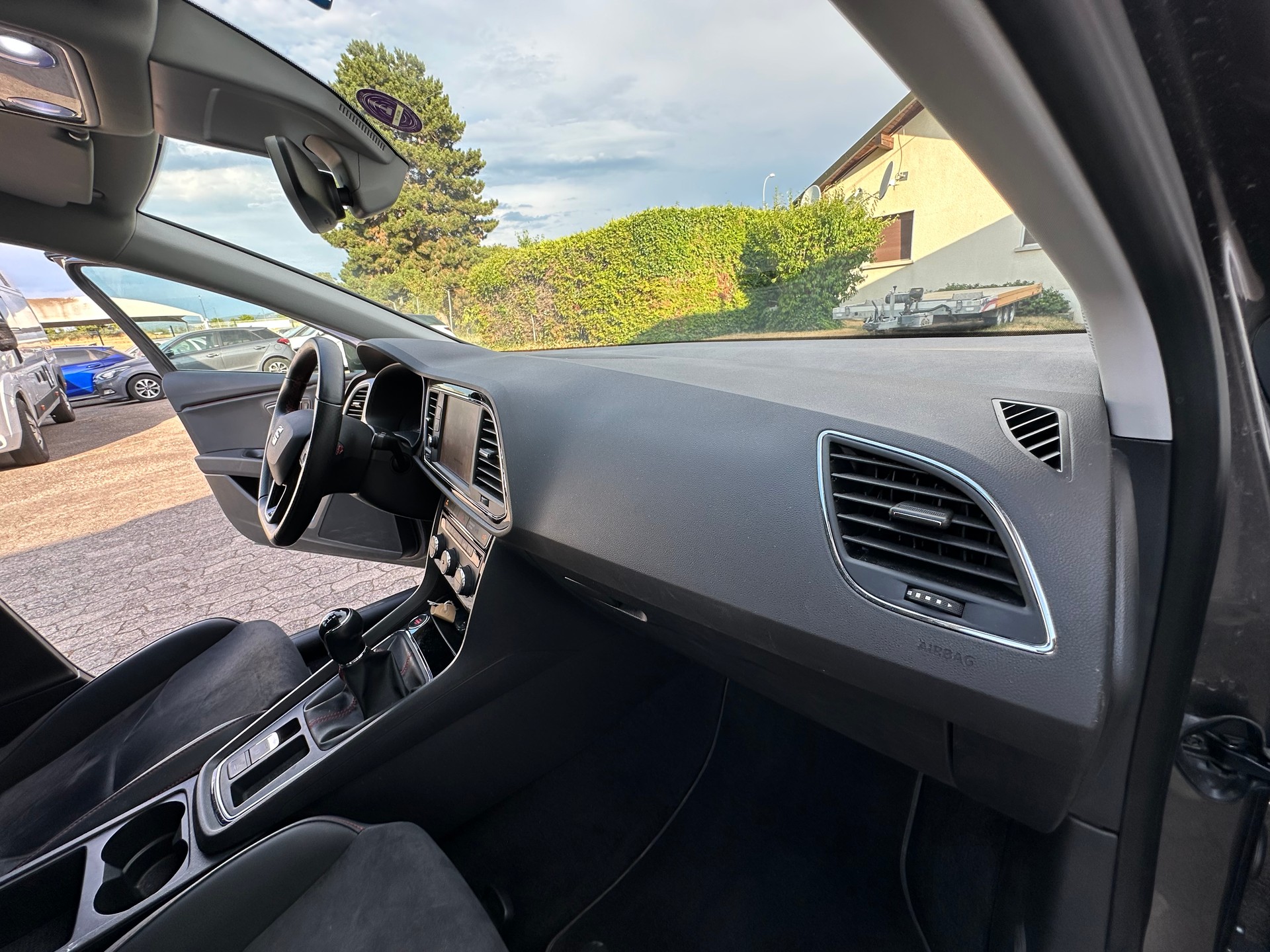 SEAT Leon ST 1.4 TSI FR Line-image-27