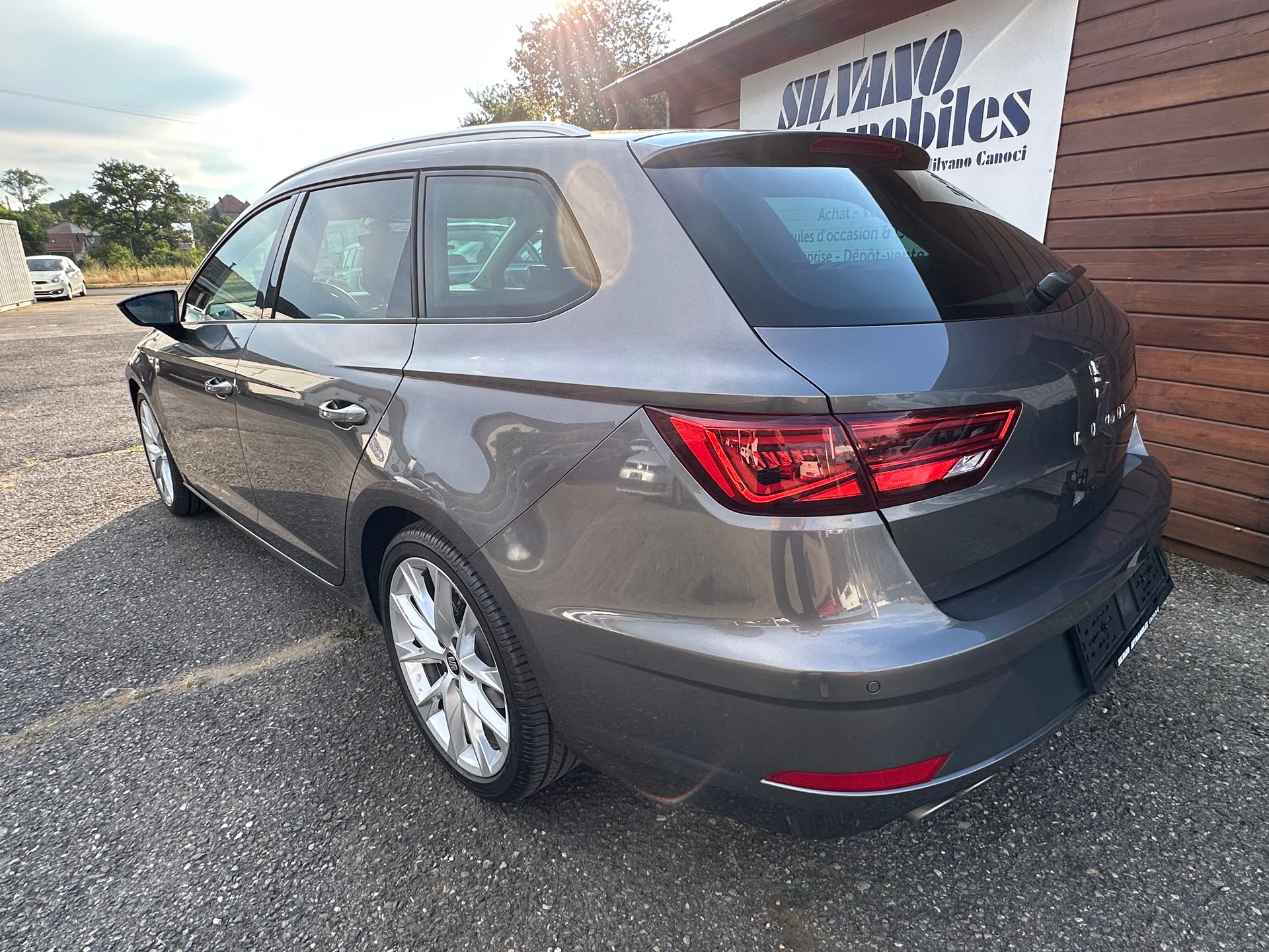 SEAT Leon ST 1.4 TSI FR Line-image-8