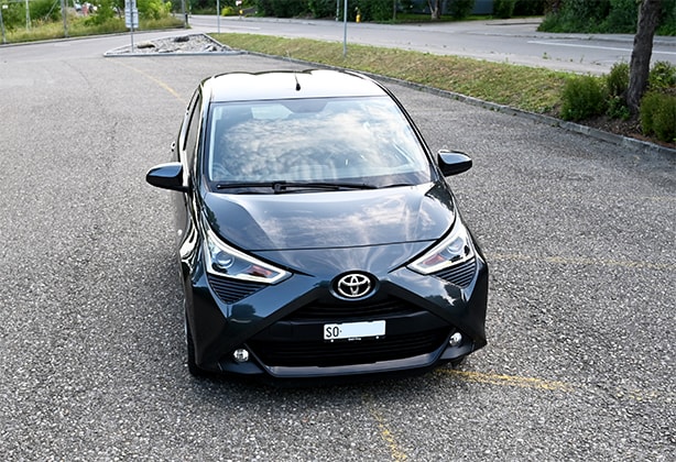 TOYOTA 1.0 VVT-i Limited Blue-image-0