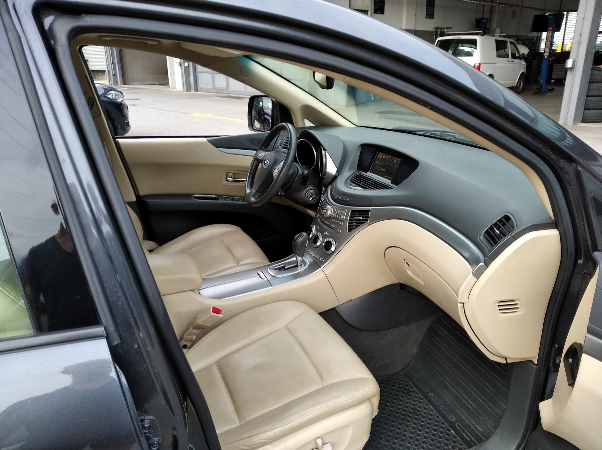 SUBARU Tribeca 3.0 AWD Swiss-image-6