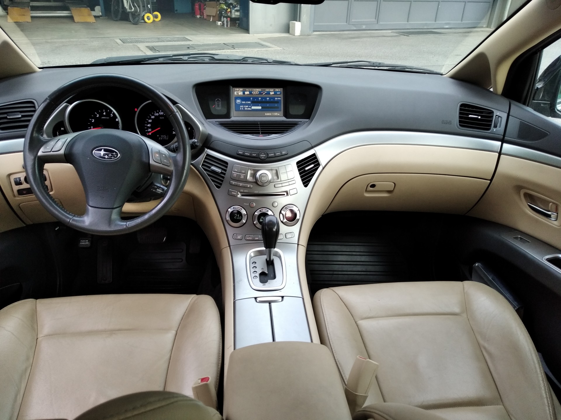 SUBARU Tribeca 3.0 AWD Swiss-image-8