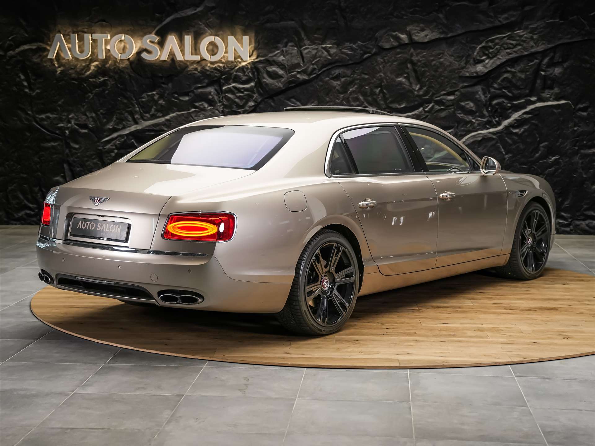 BENTLEY Flying Spur *Panorama*Massage*Sitzlüftung*-image-5