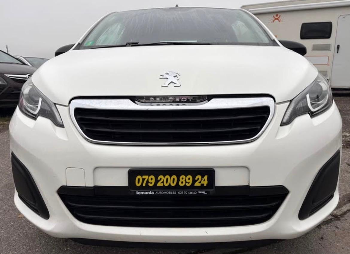 PEUGEOT 108 1.0 VTi Active Top