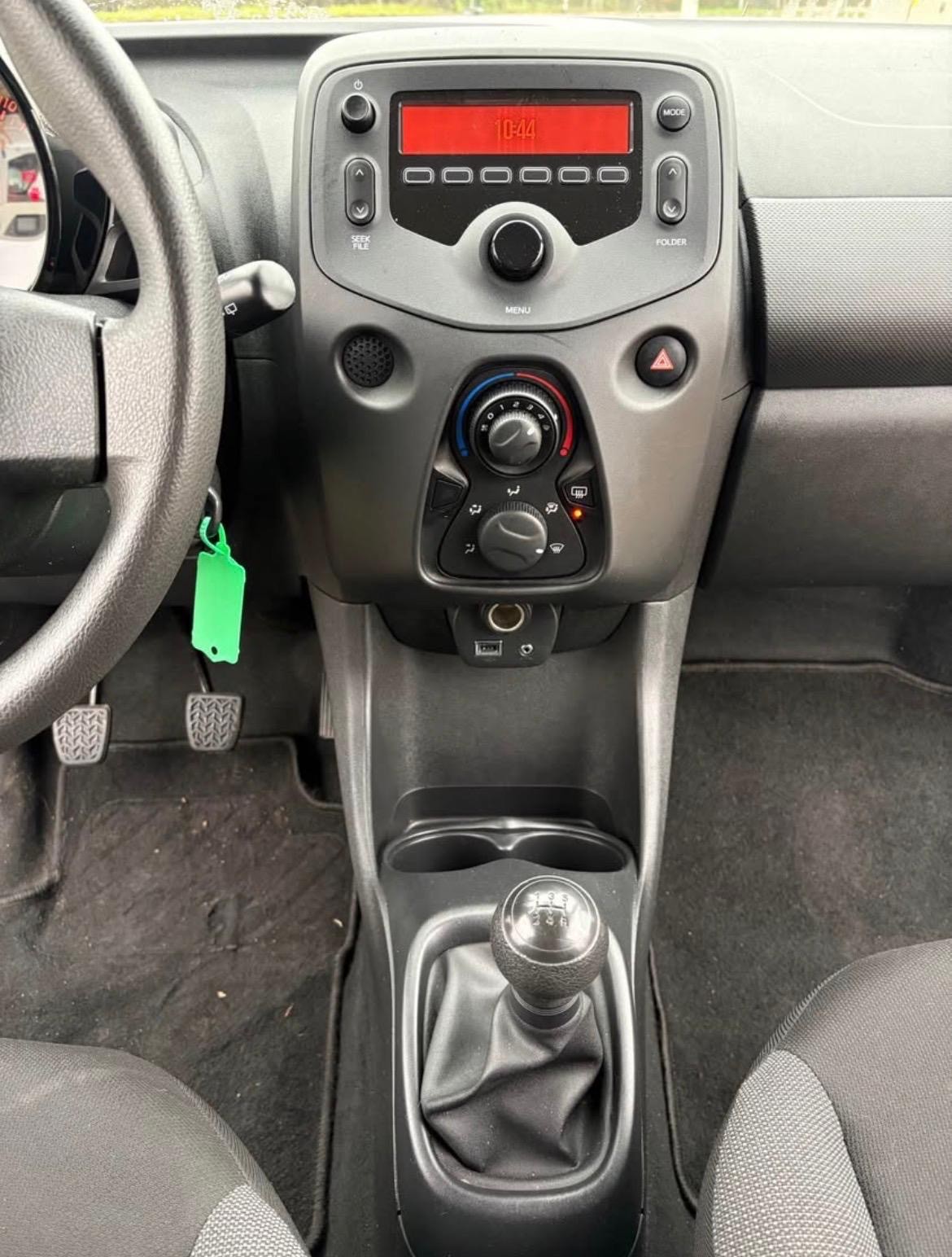 PEUGEOT 108 1.0 VTi Active Top-image-7