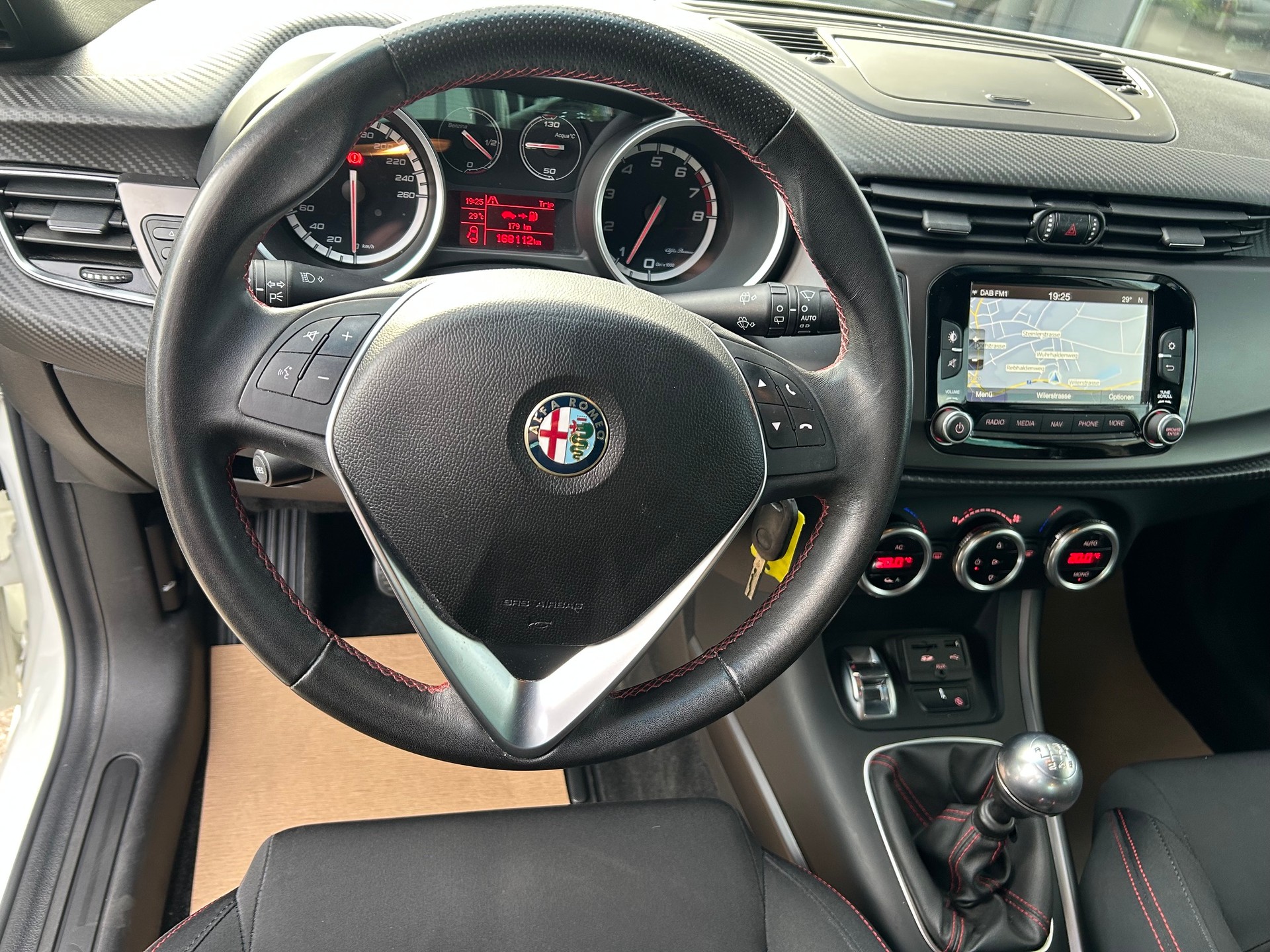 ALFA ROMEO Giulietta 1.4 T Sprint-image-14